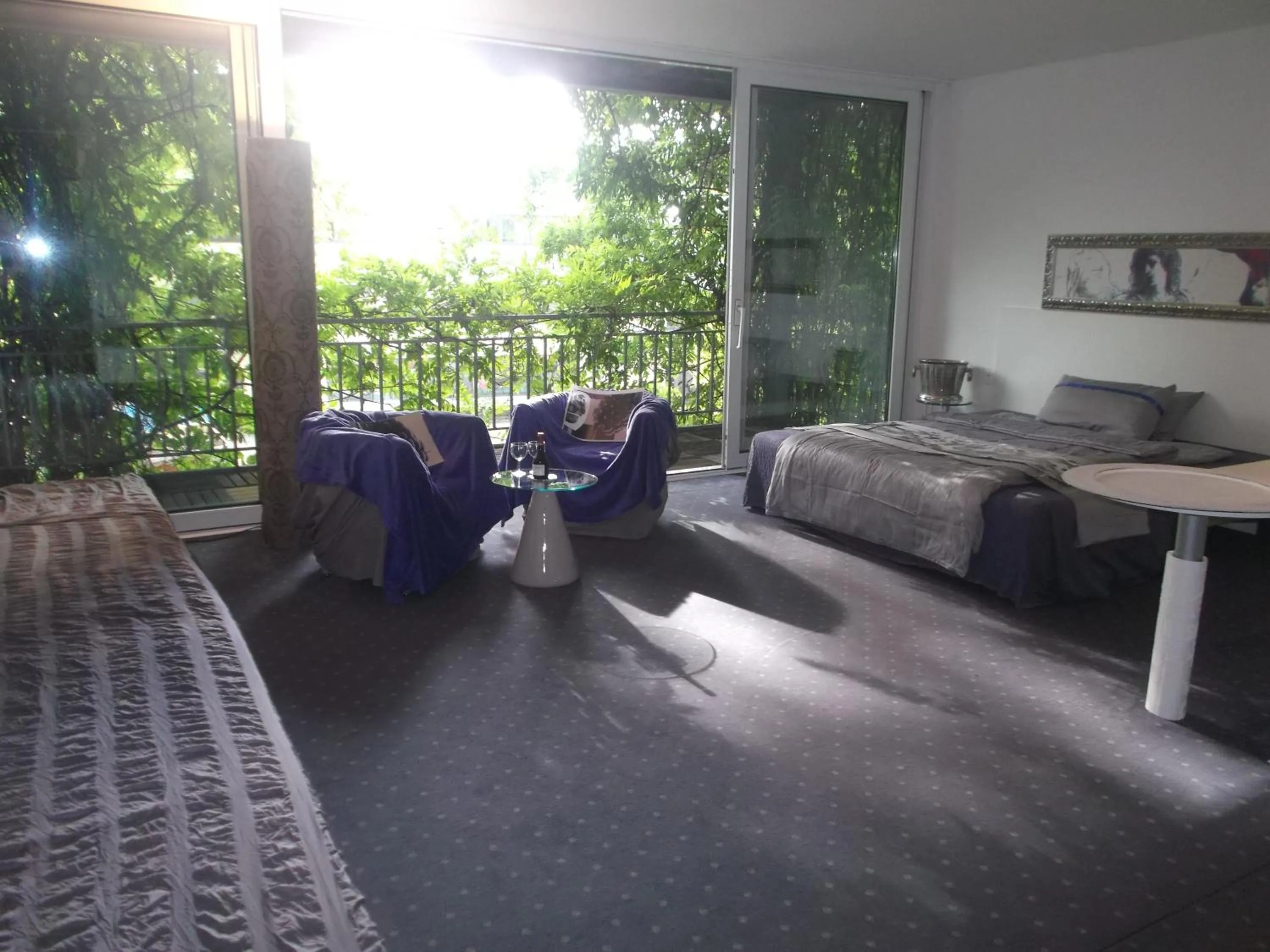 Day in Pallazzo Alfonso