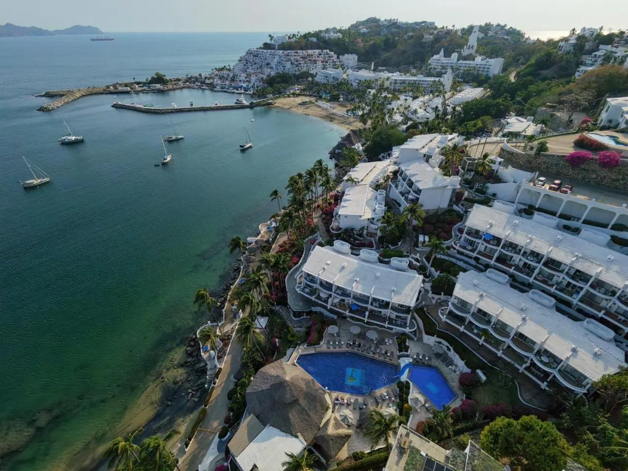 Property building in Depto familiar con vista al mar en Playasol Manzanillo