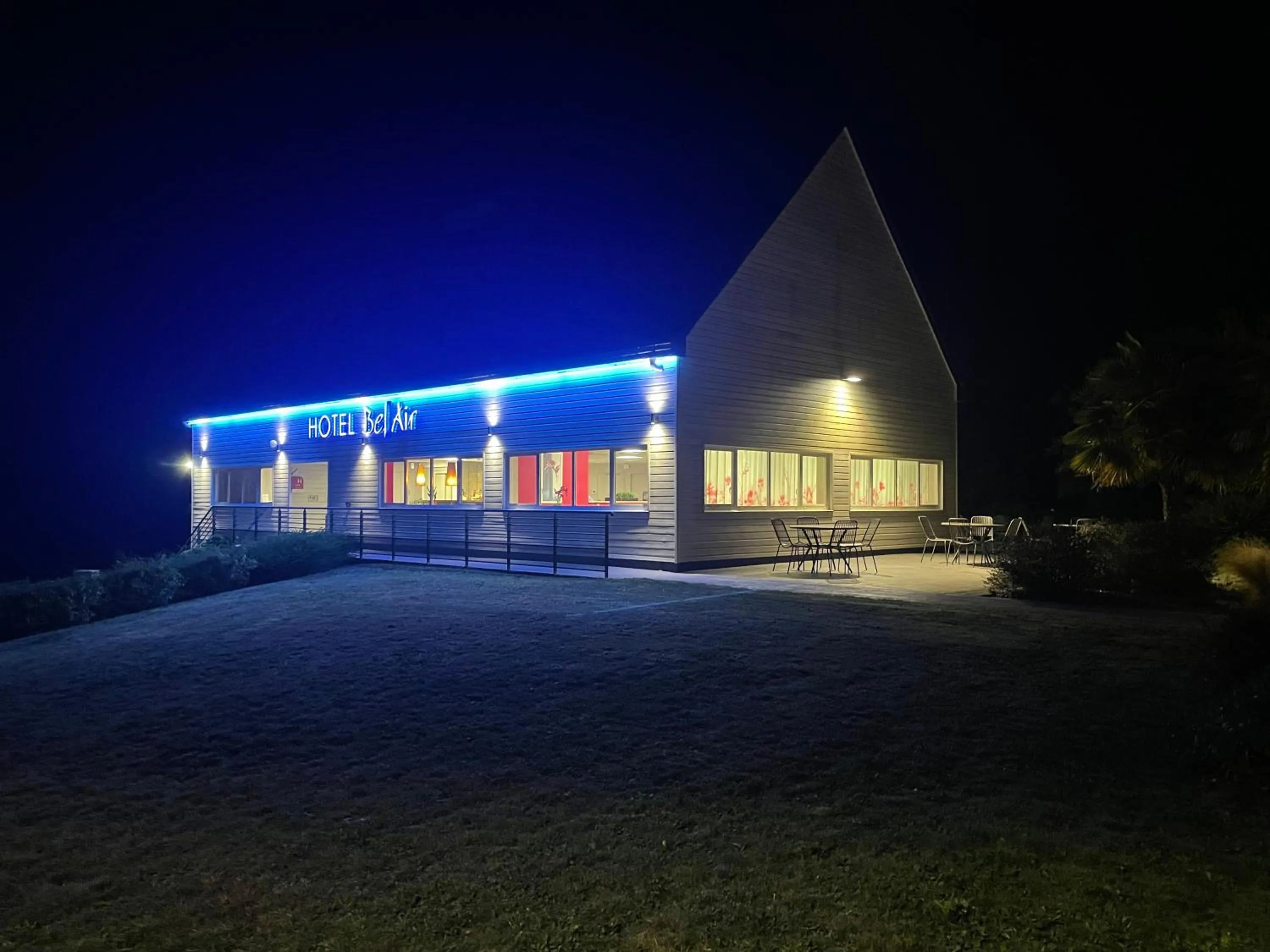 Facade/entrance in Hôtel Restaurant Bel Air Crevin - Axe Rennes Nantes
