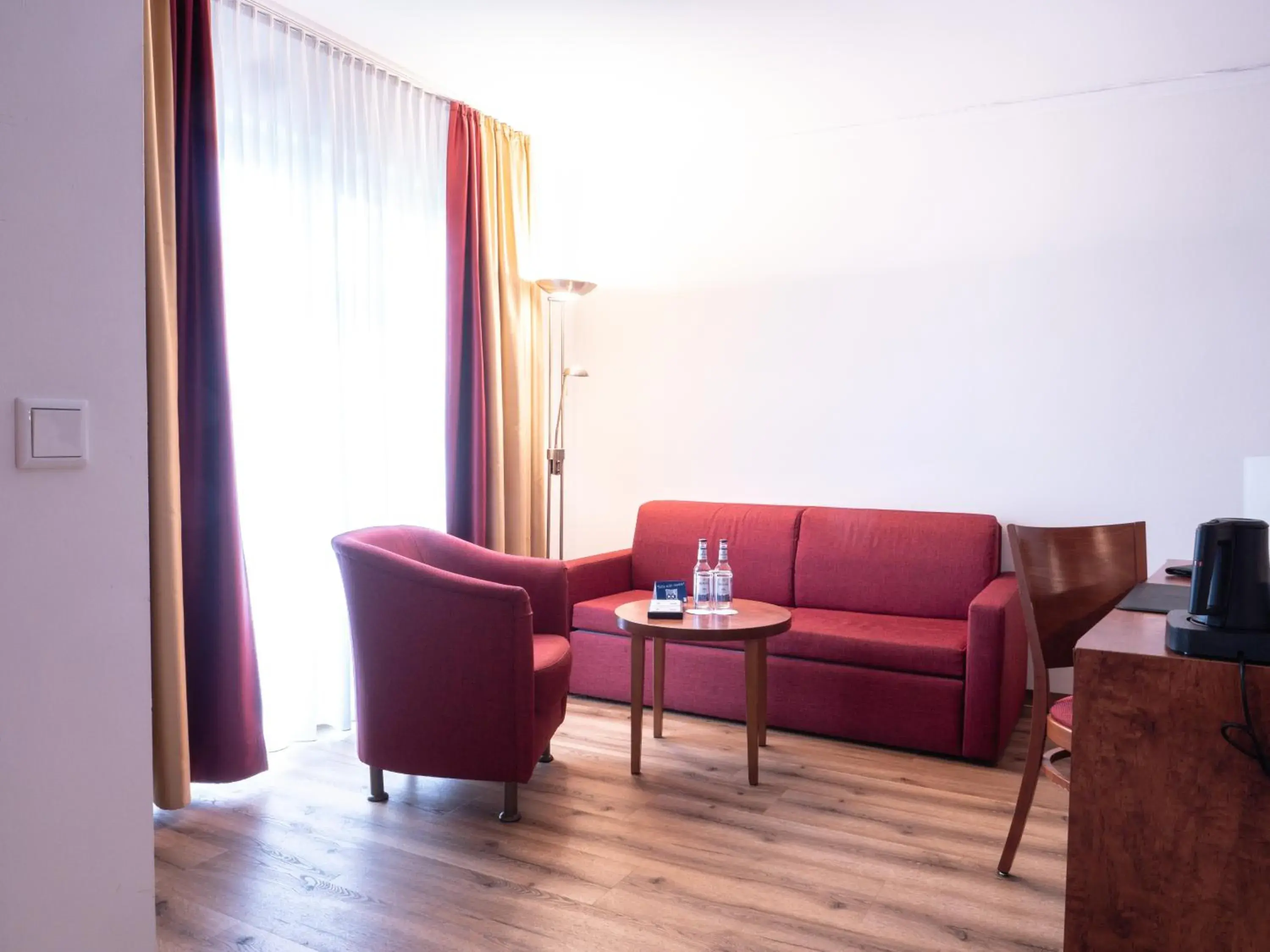 Superior Double Room in Hotel Osterkrug Superior Double Room in Hotel Osterkrug