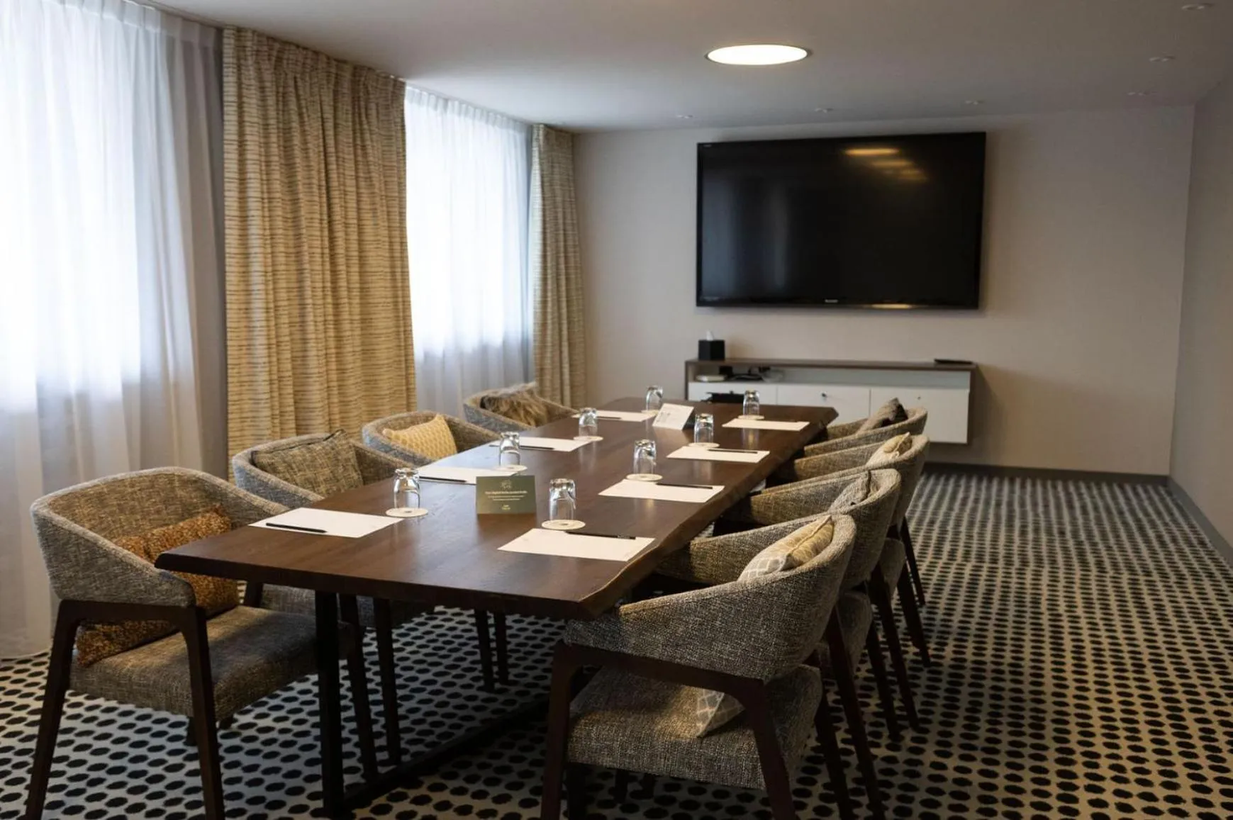 Meeting/conference room in Hotel Valaisia Crans Montana, a Faern Collection Resort
