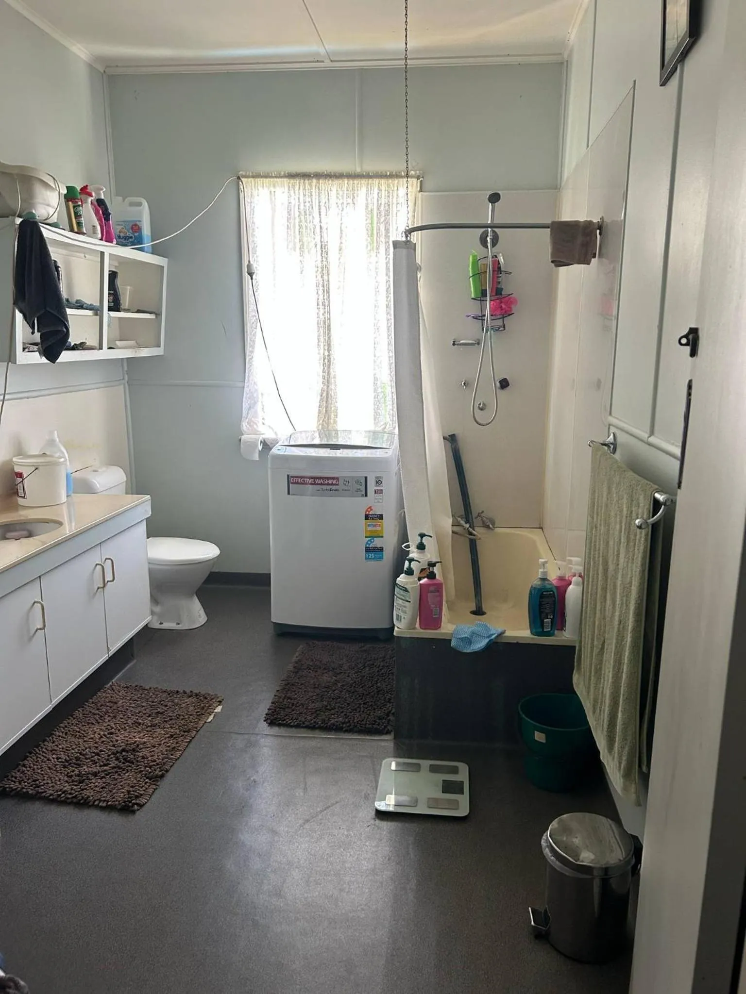 gundy pub & caravan park