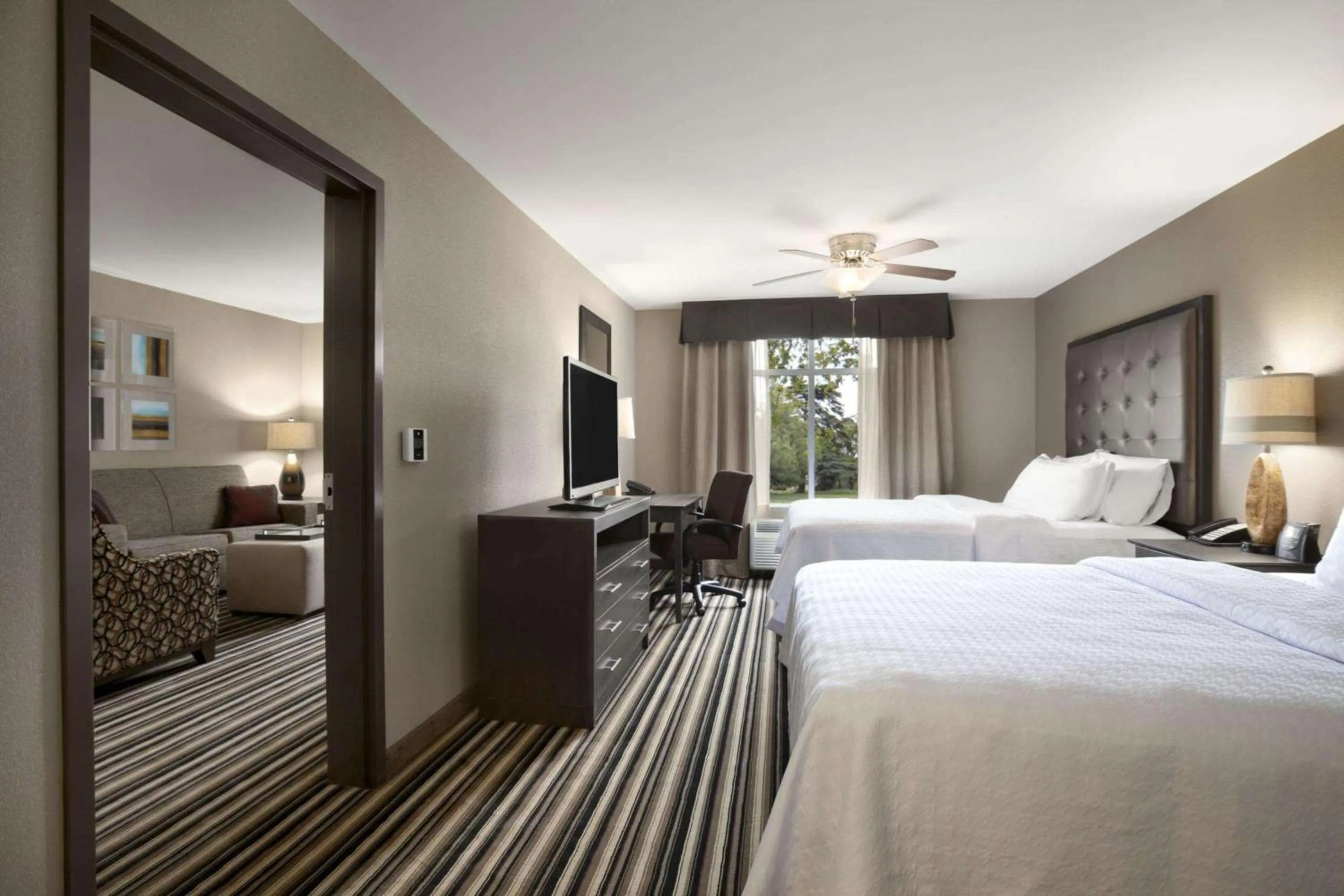 Bed in Homewood Suites by Hilton Columbus OSU, OH