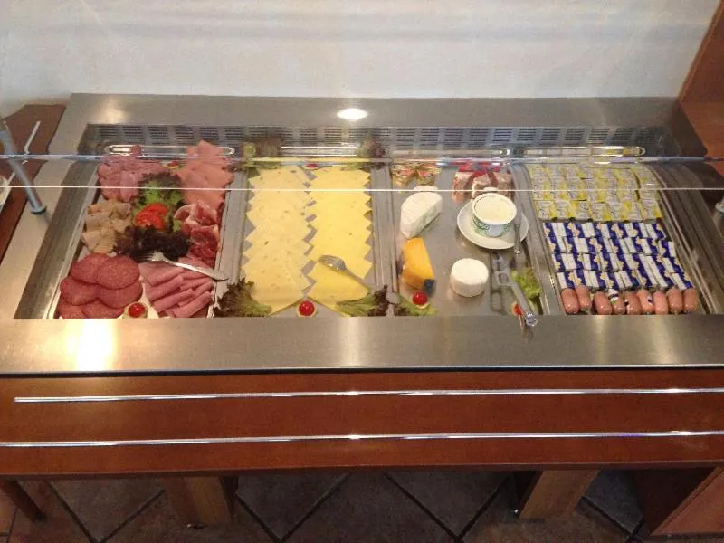 Buffet breakfast in Hotel Mennicken