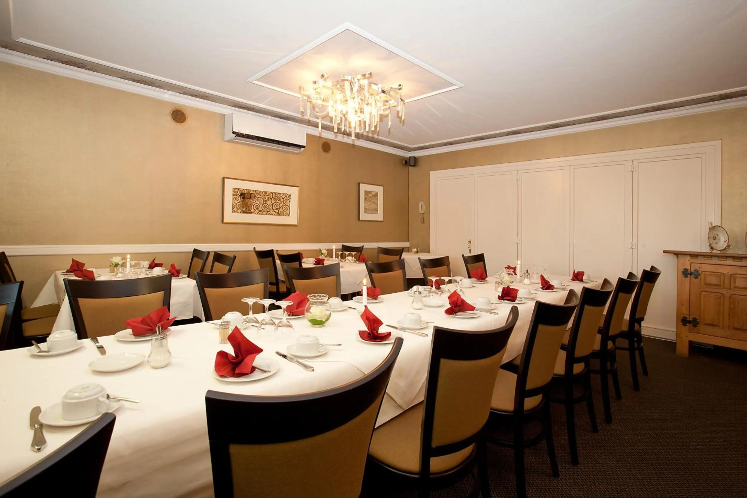 Dining area in Hotel Mennicken