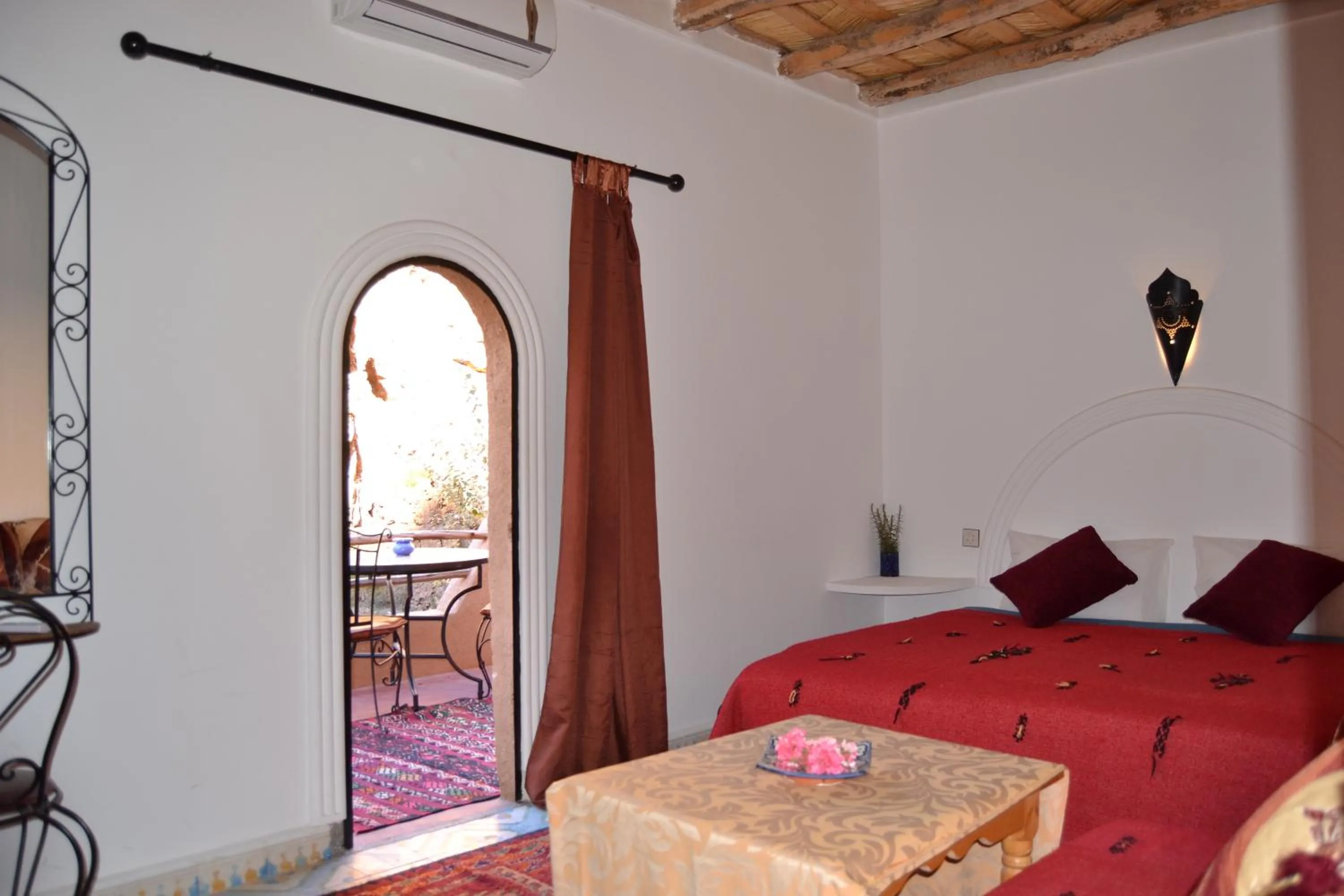 Bed in Auberge Tissadrine