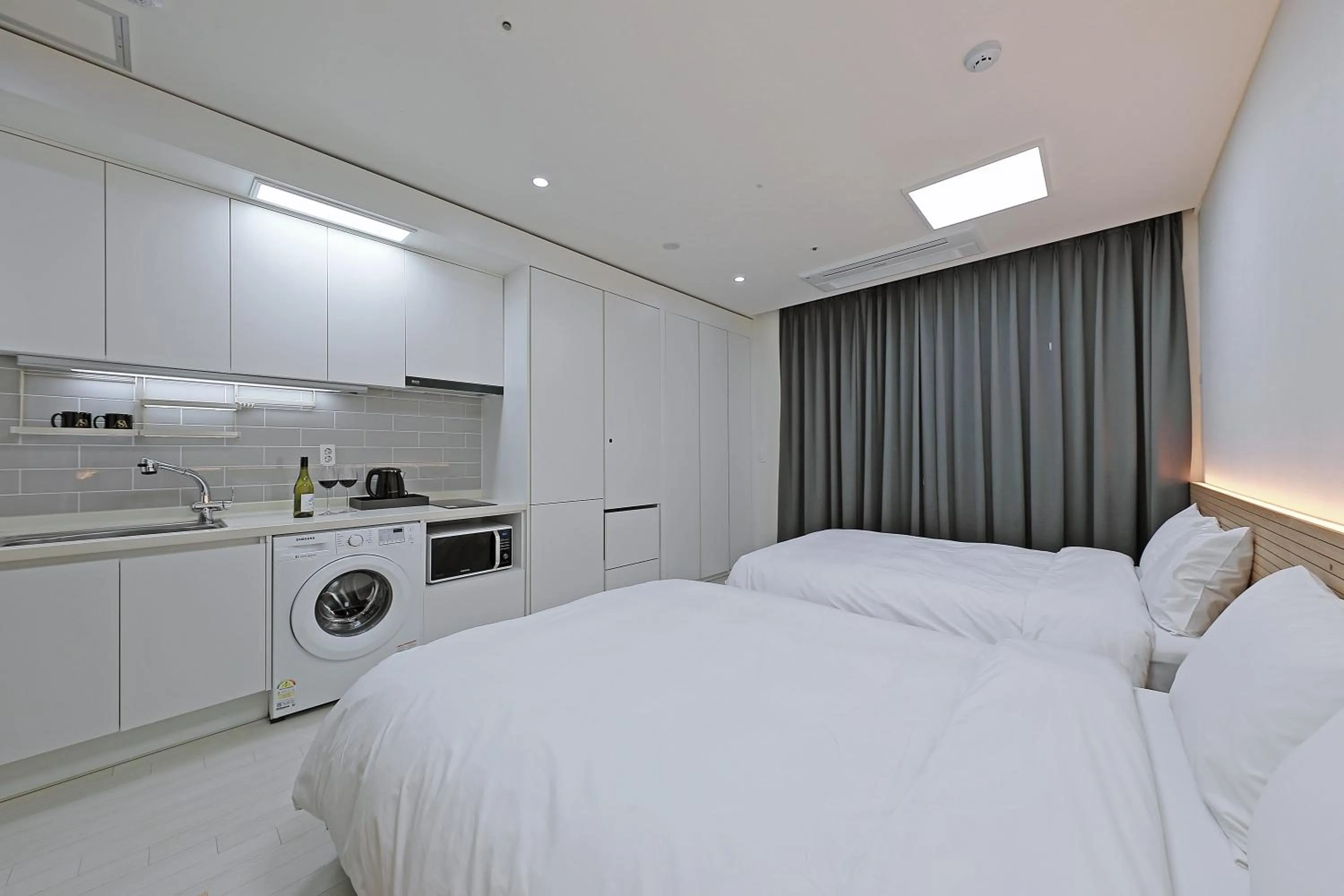 Bed in World Sky Residence Hotel