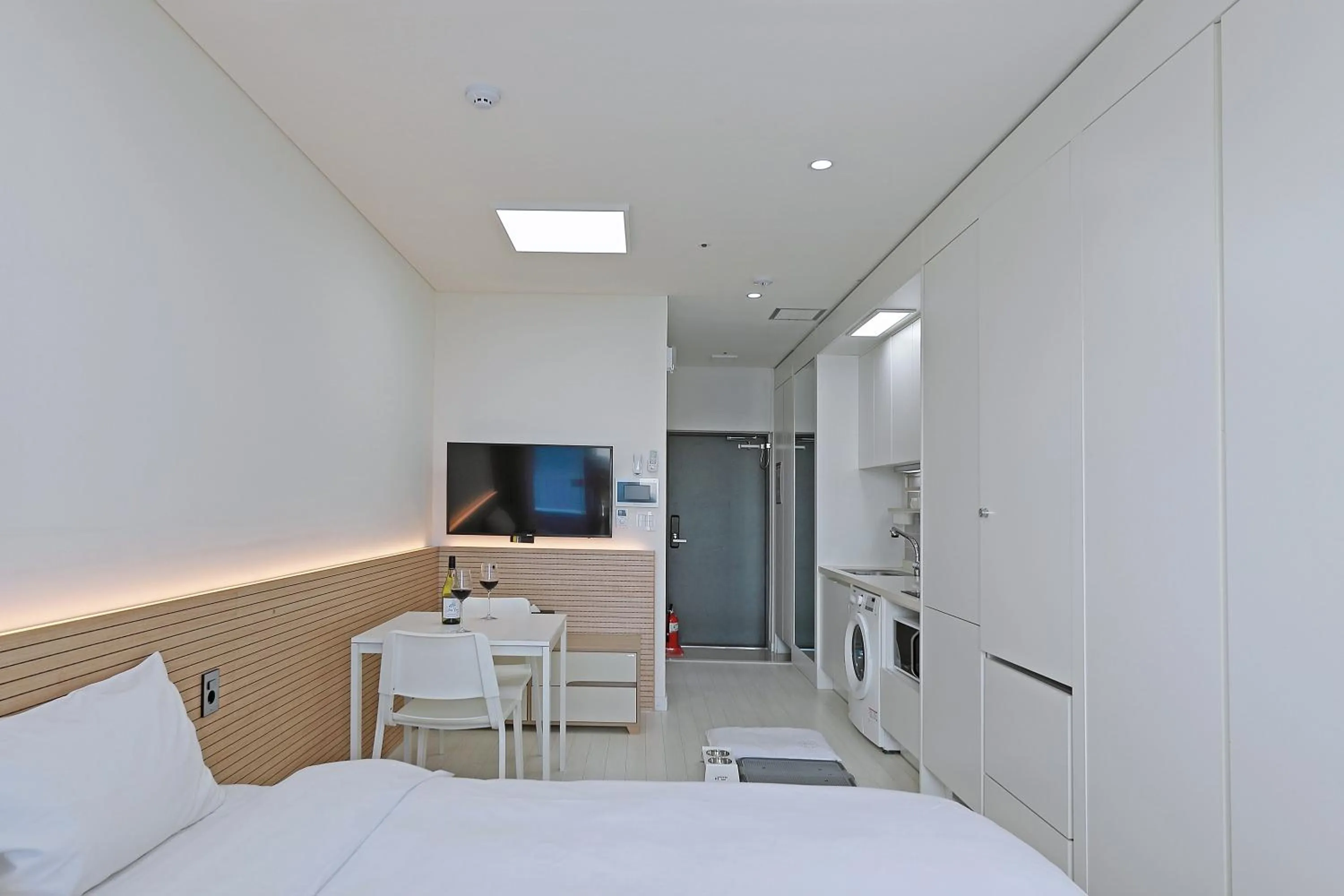 World Sky Residence Hotel