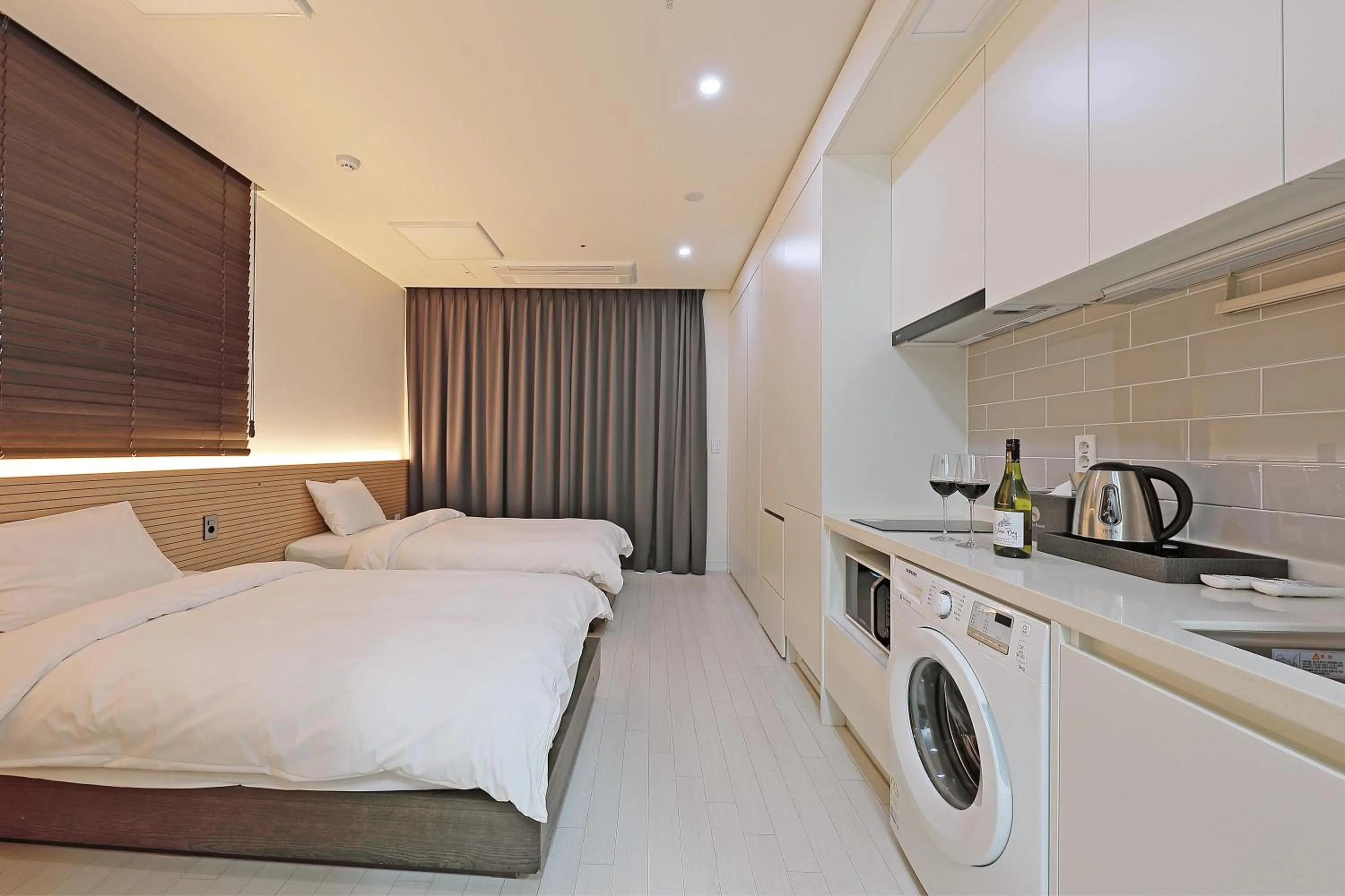 Bed in World Sky Residence Hotel