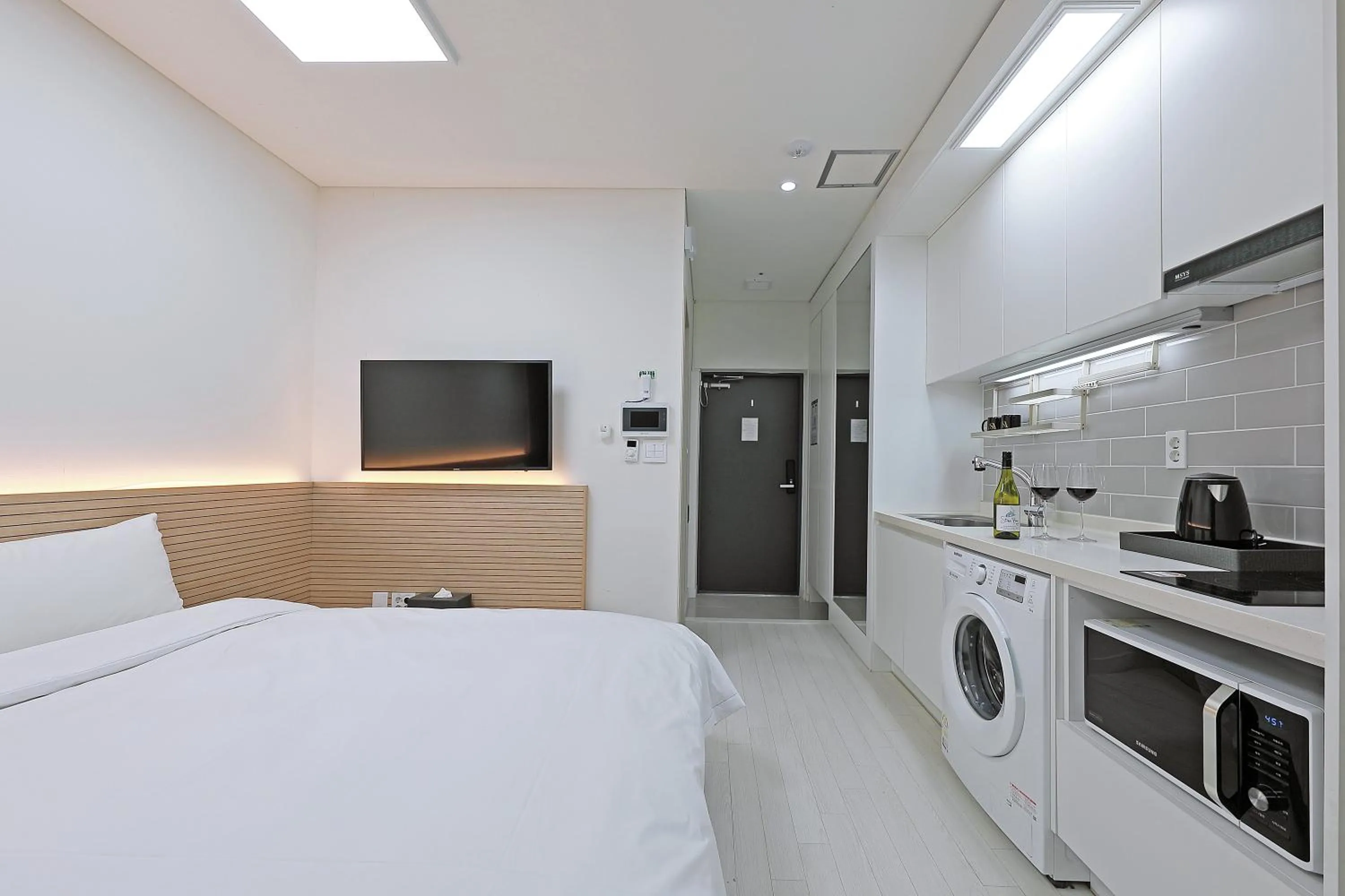 Bed in World Sky Residence Hotel