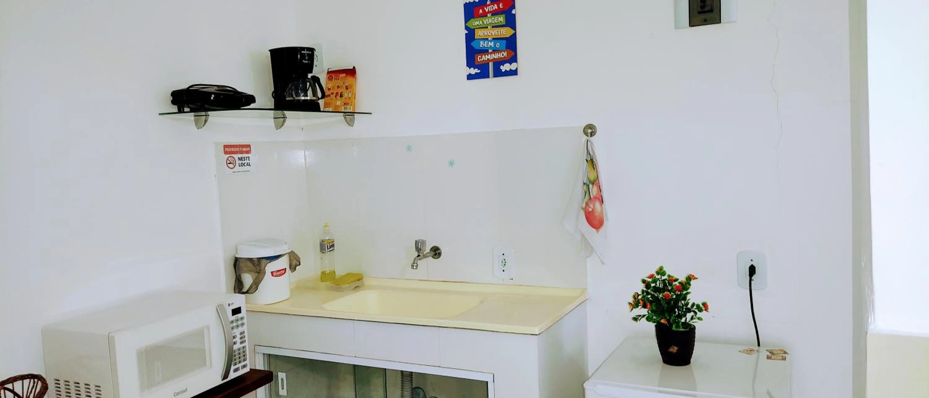 Kitchen or kitchenette in Suítes Ninho da Águia Saquarema
