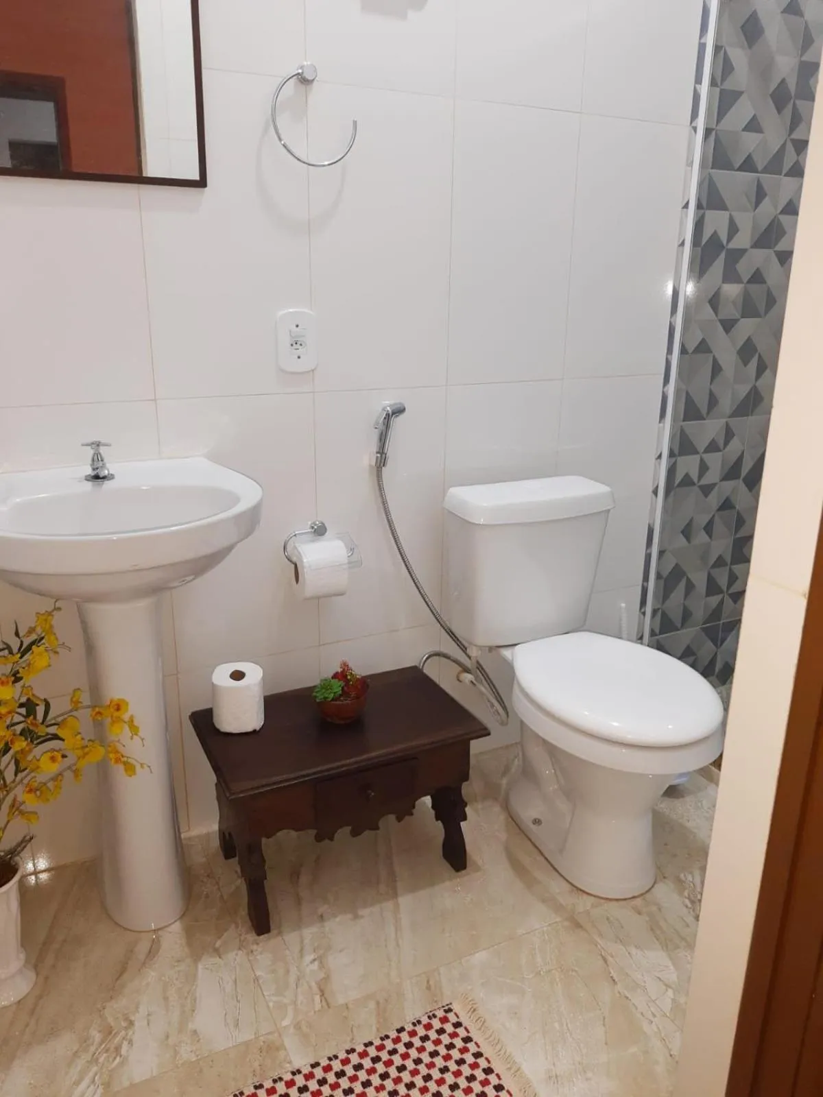 Bathroom in Suítes Ninho da Águia Saquarema
