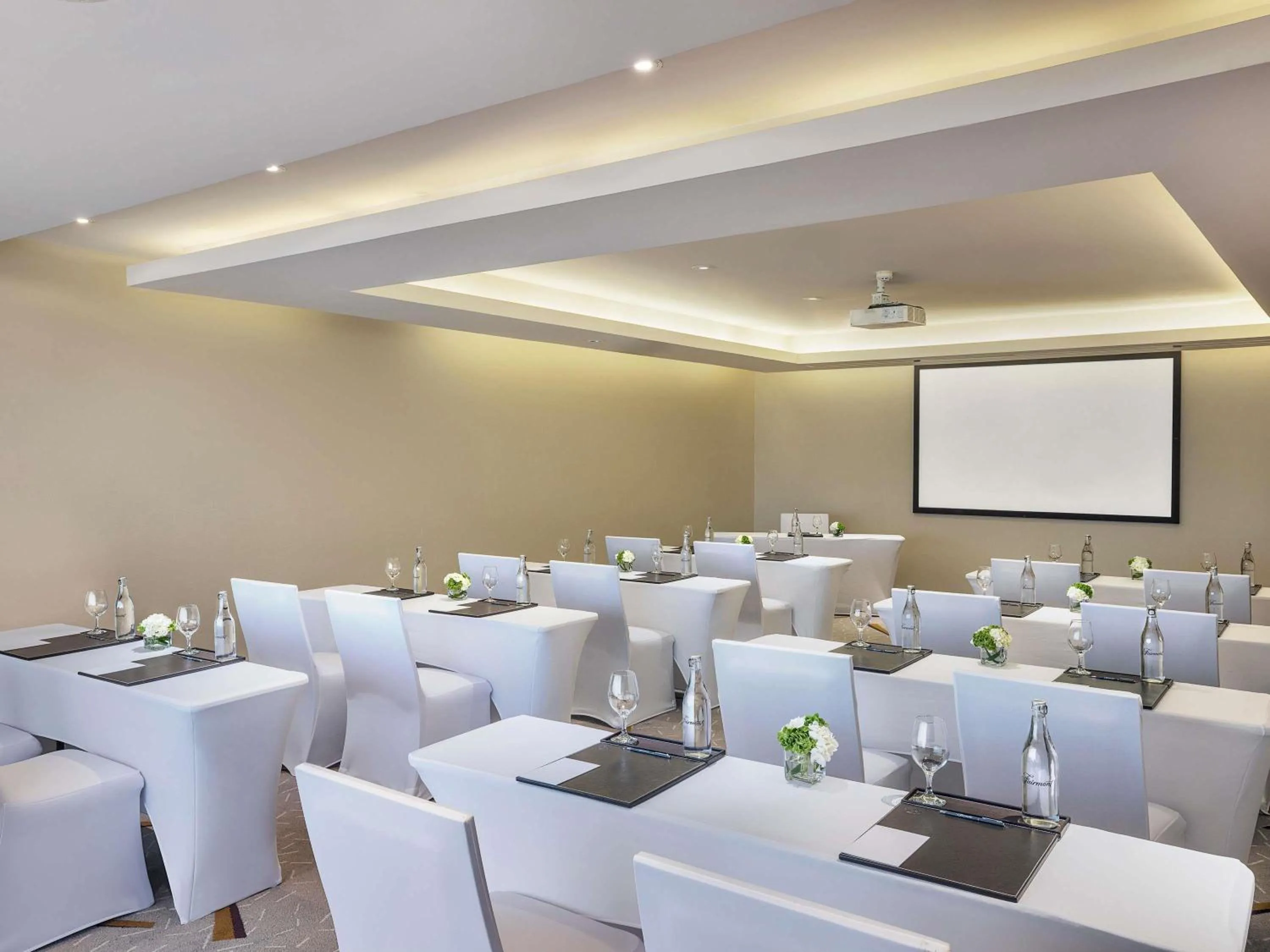 Meeting/conference room in Fairmont Dubai