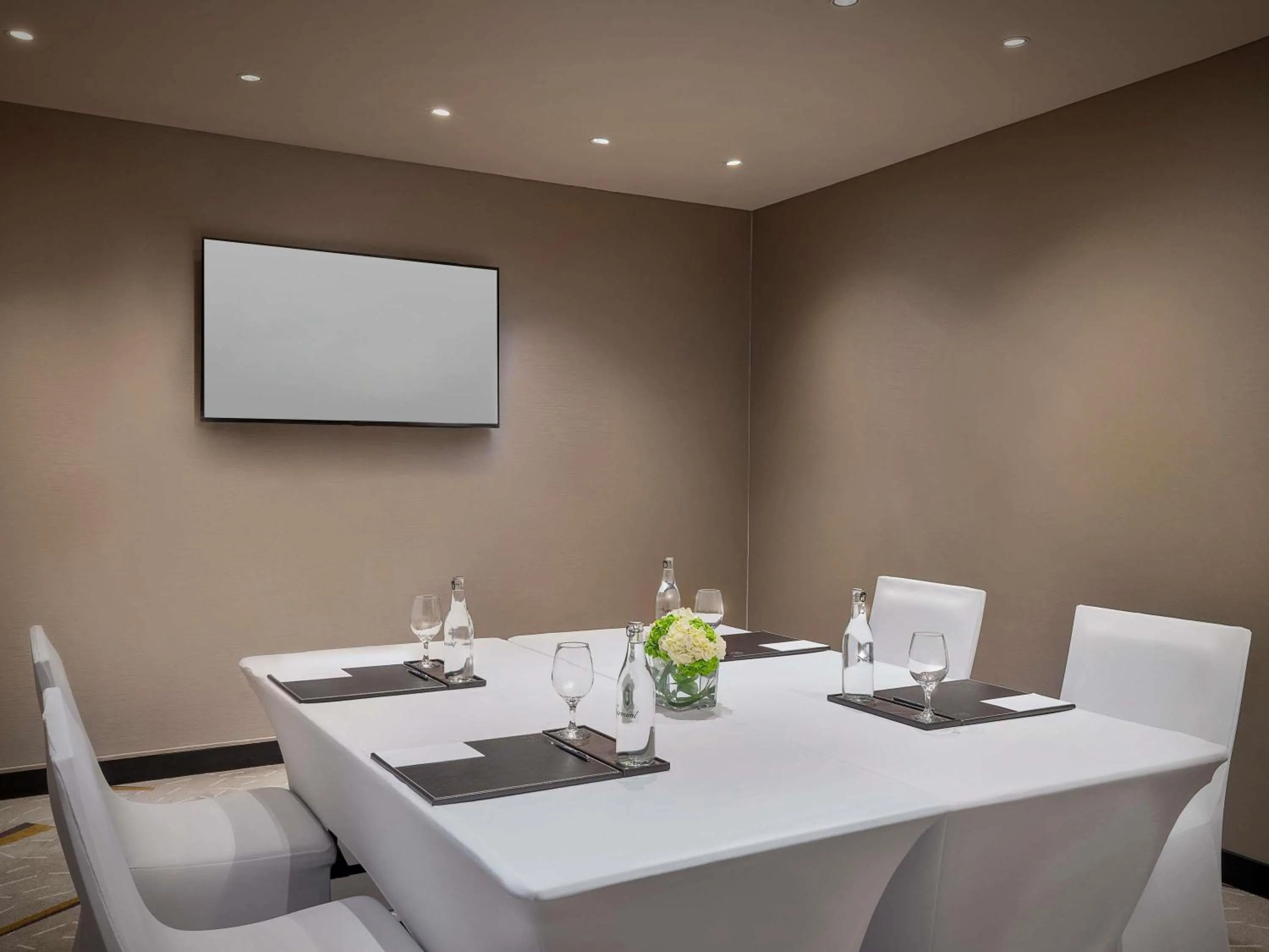 Meeting/conference room in Fairmont Dubai