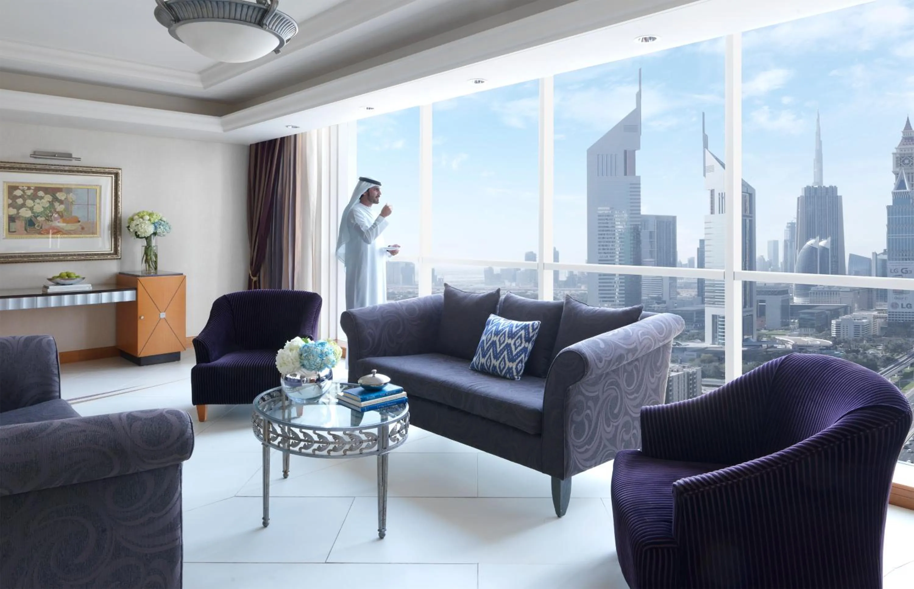 Living room in Fairmont Dubai
