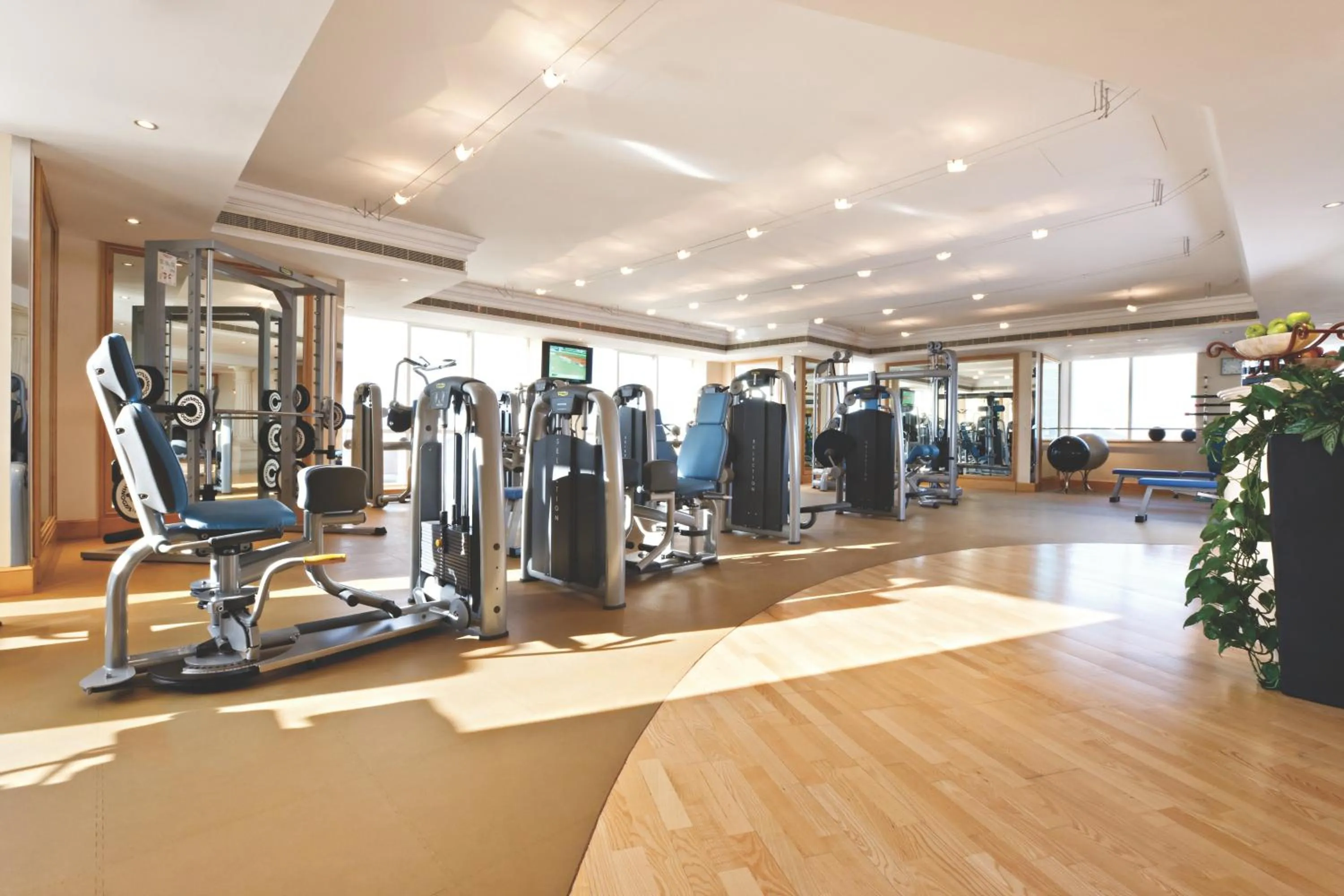 Fitness centre/facilities in Fairmont Dubai