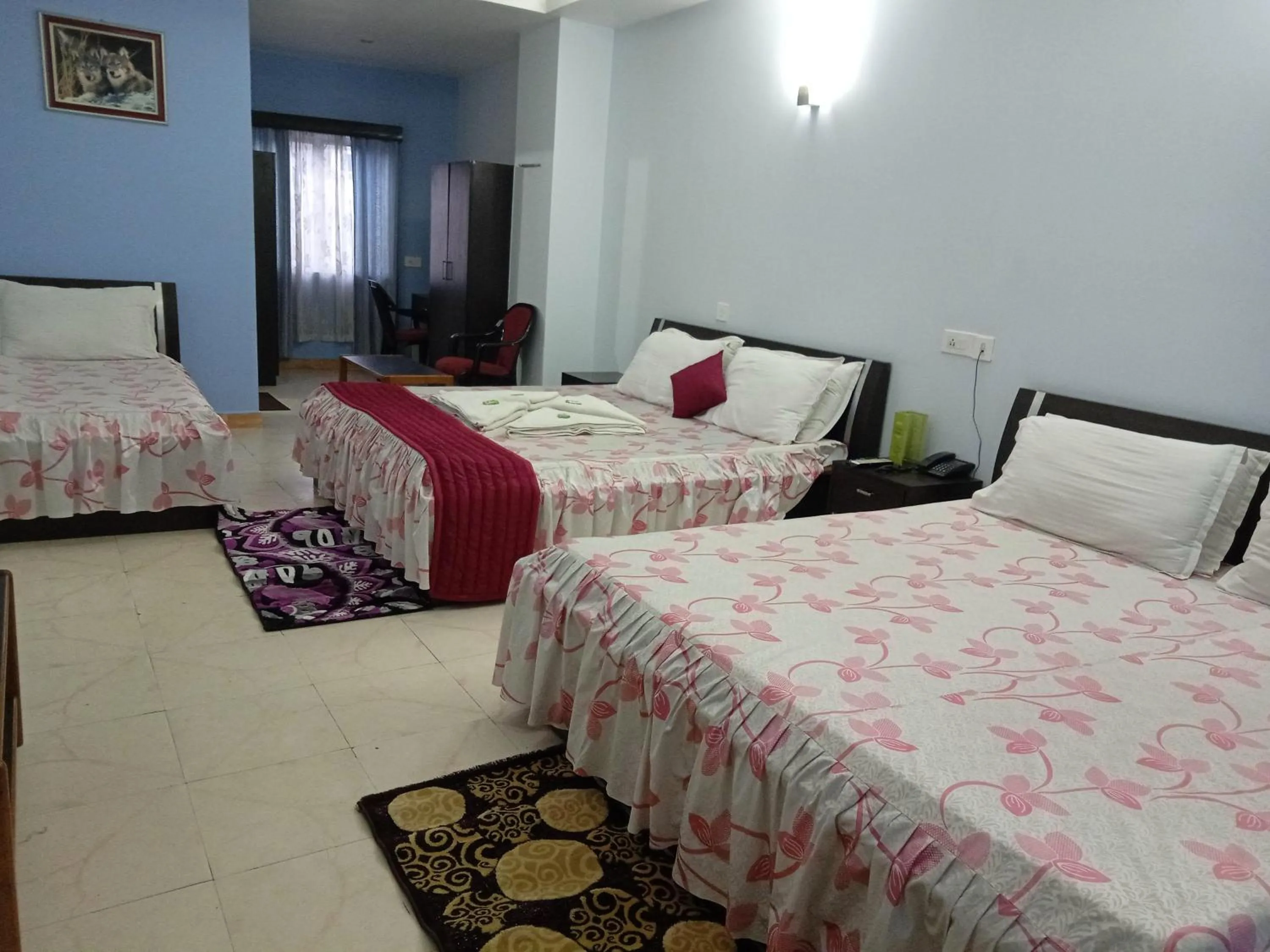 Photo of the whole room in Hotel Barbareek