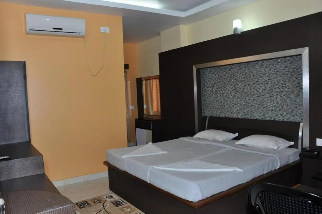 Photo of the whole room in Hotel Barbareek