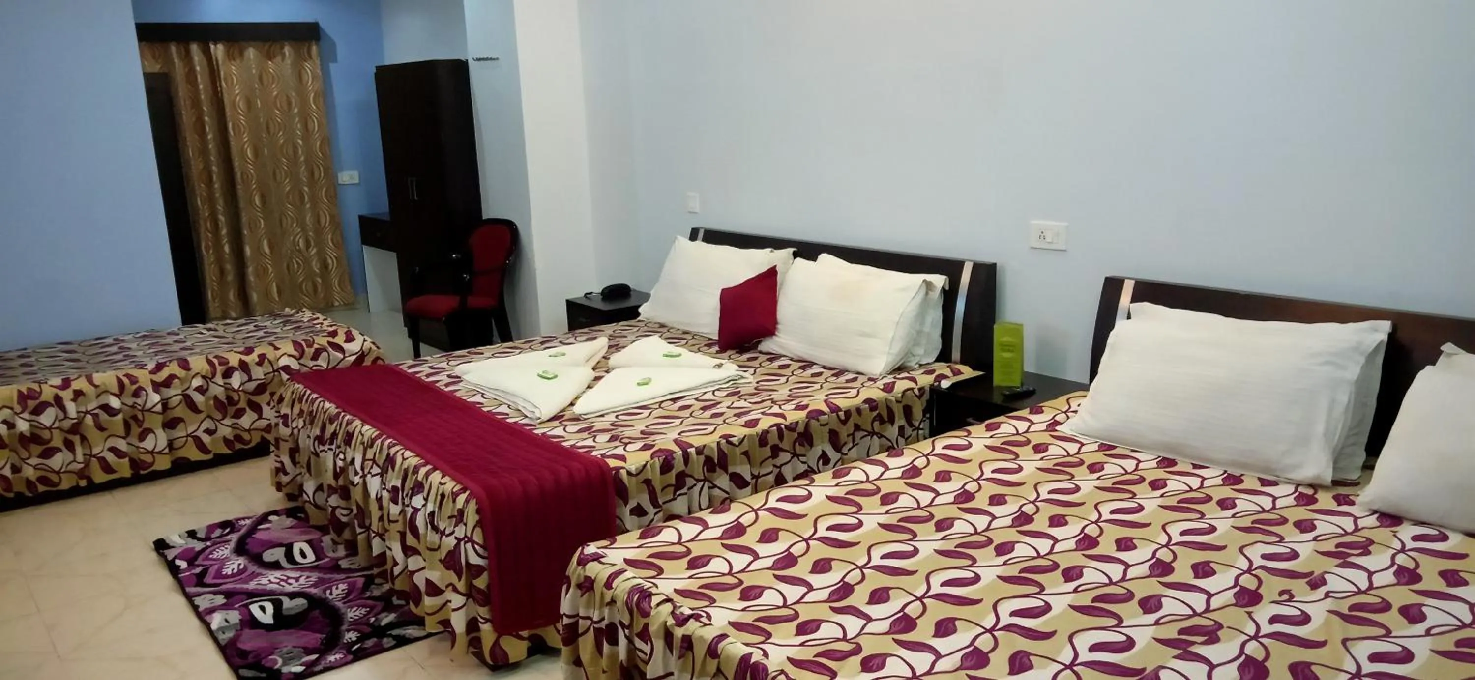 Photo of the whole room in Hotel Barbareek
