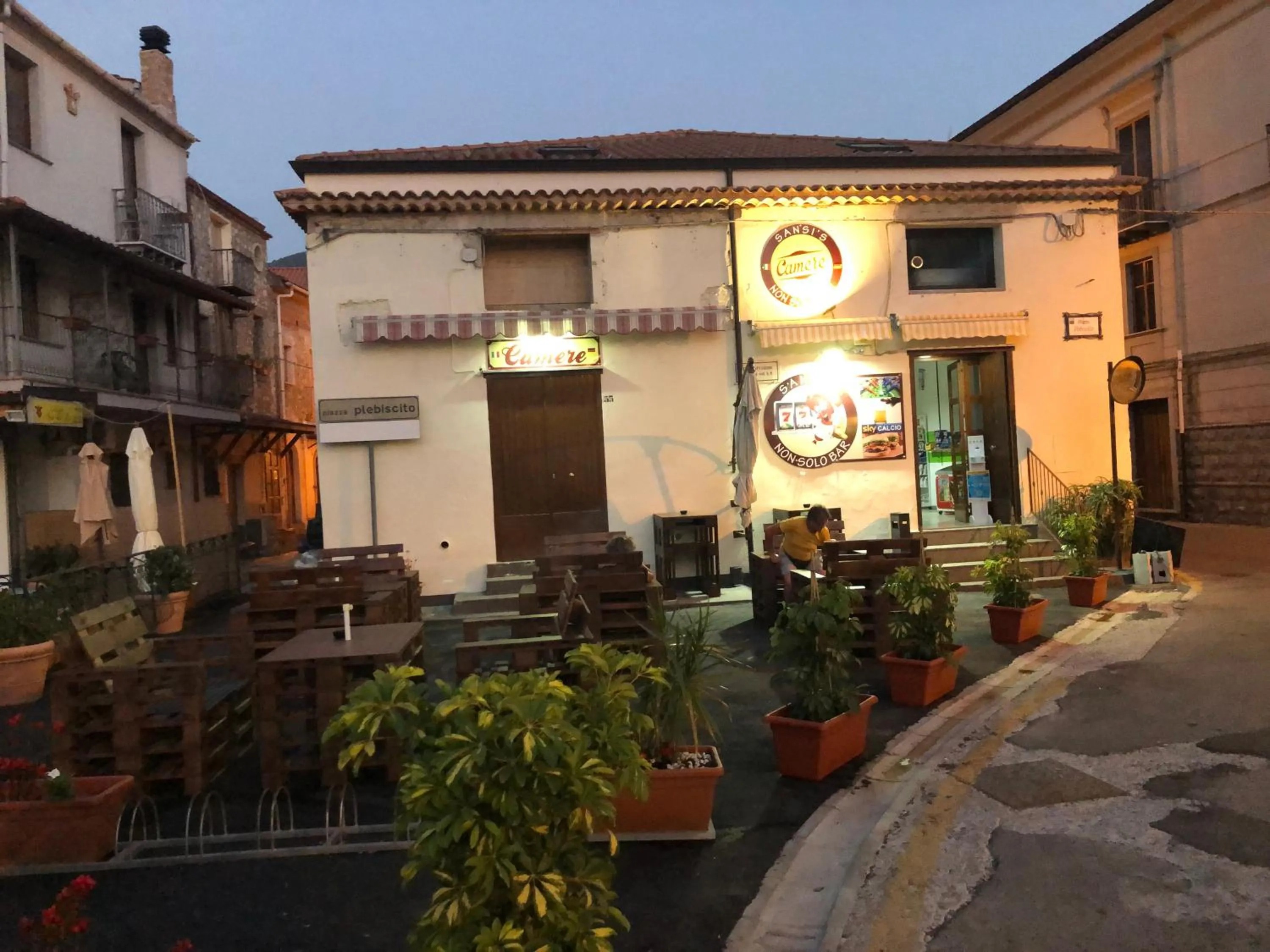 Property building in Sansi´s Sapri Camere