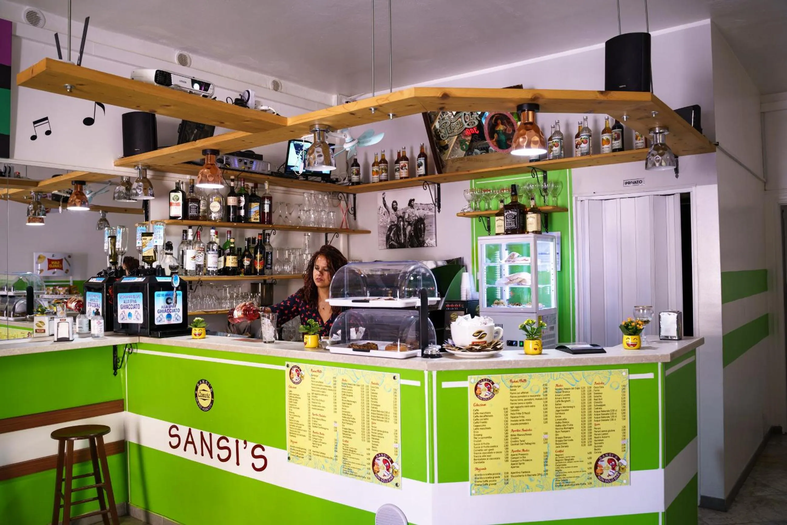 Property building in Sansi´s Sapri Camere