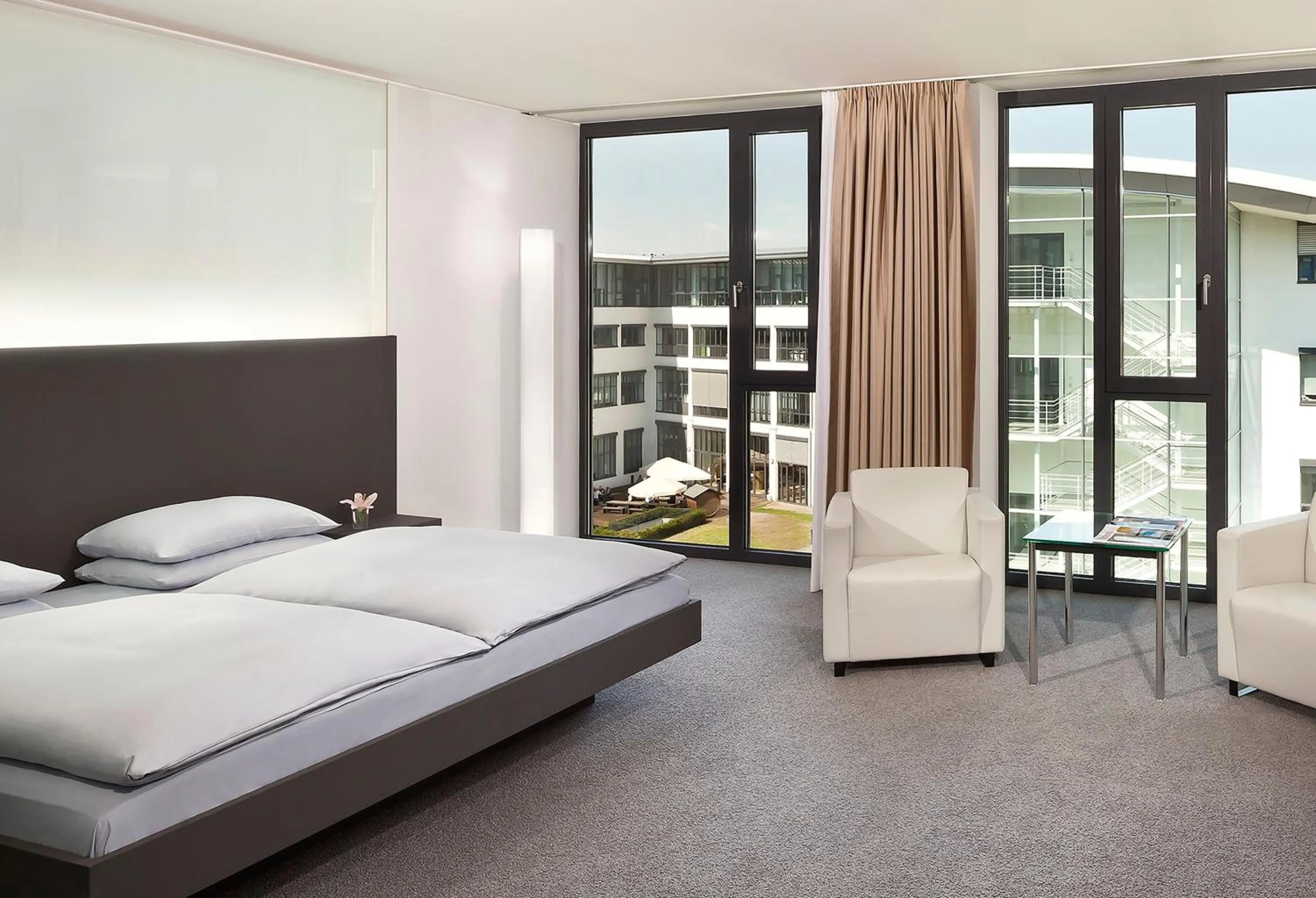 Bed in INNSiDE by Meliá Düsseldorf Derendorf