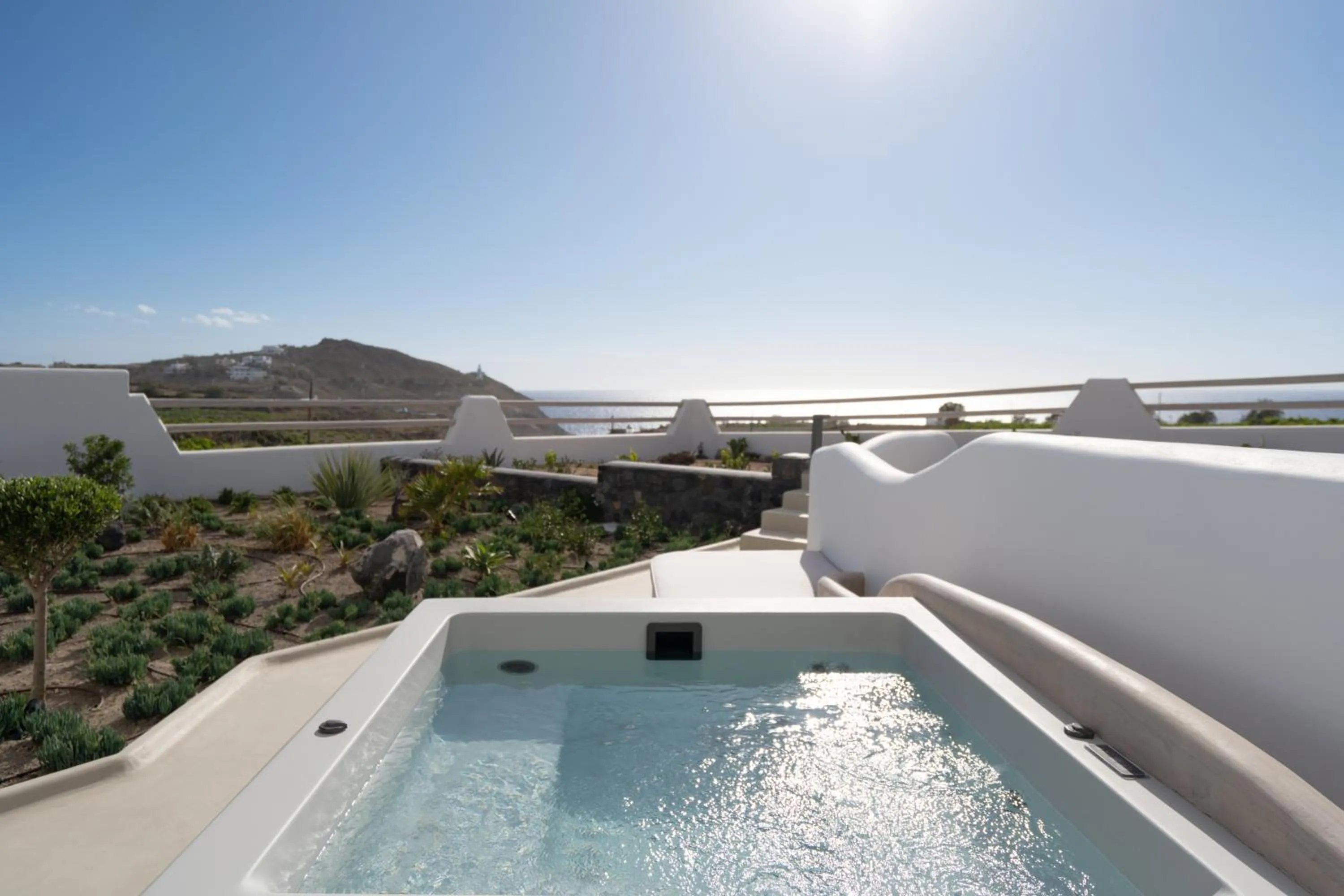 Hot Tub in La Ponta Villas & Suites