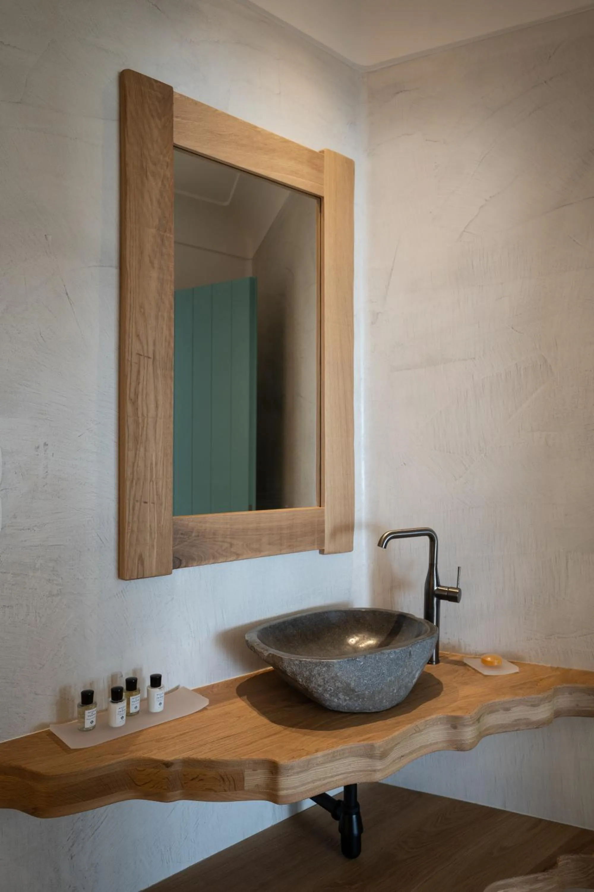 Bathroom in La Ponta Villas & Suites