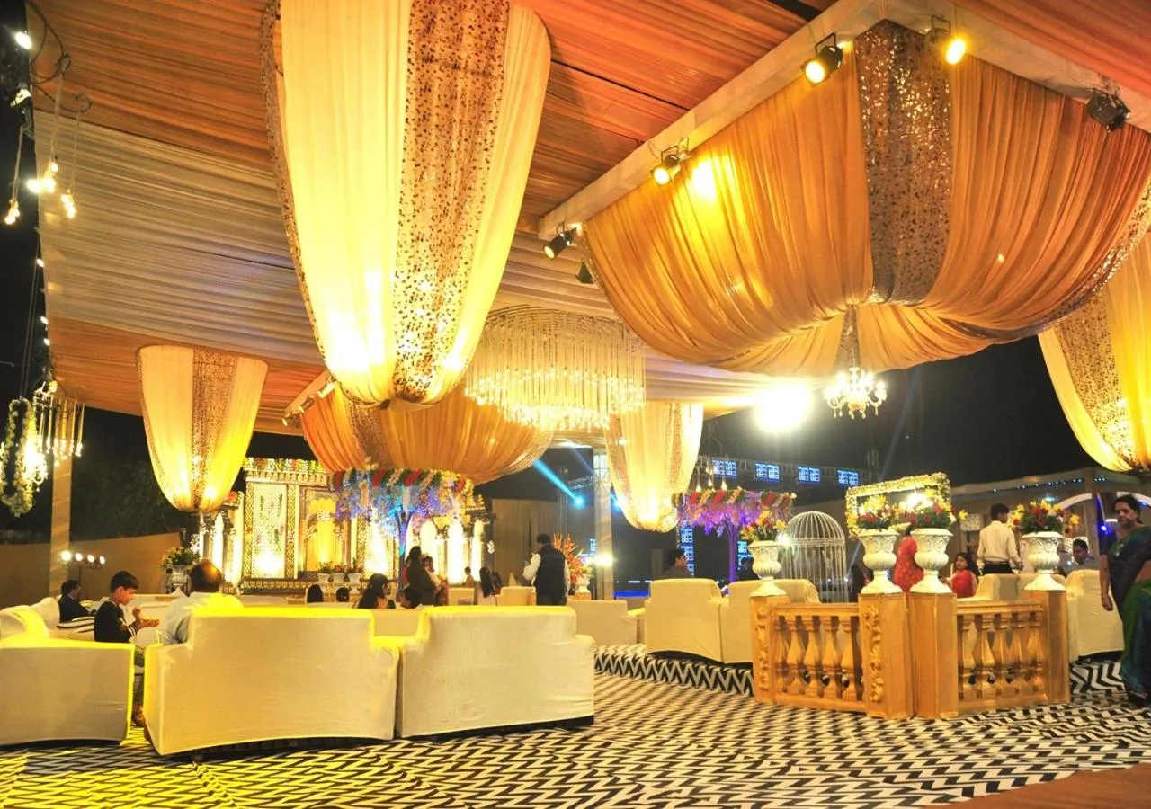 wedding in M B Greens Clarks Inn