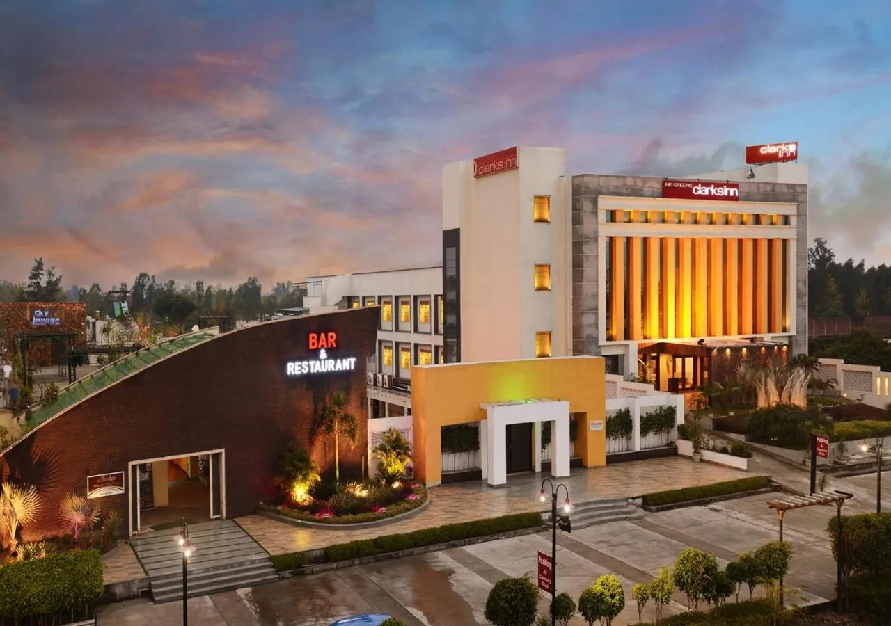 Property building in M B Greens Clarks Inn