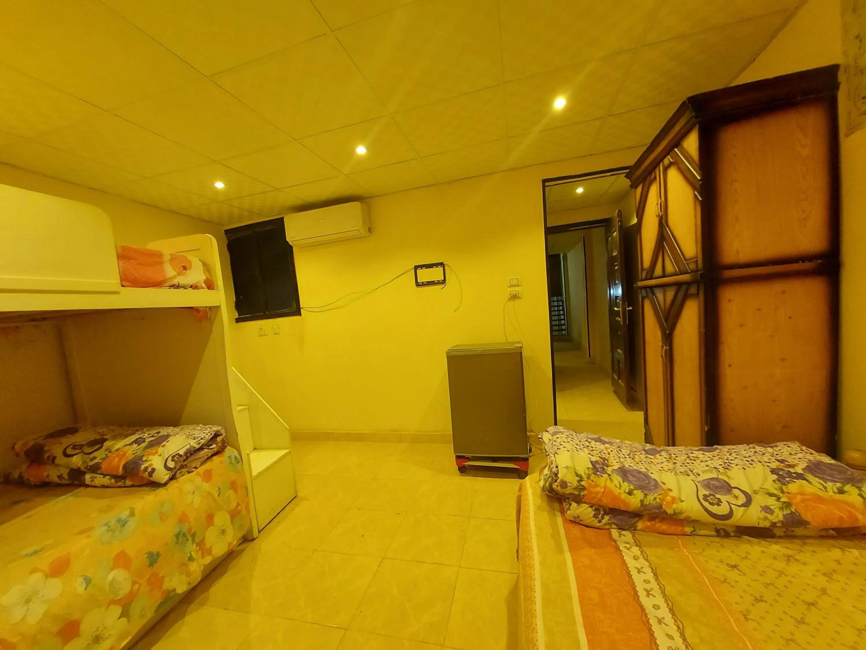 Bed in Toman Pyramids hotel