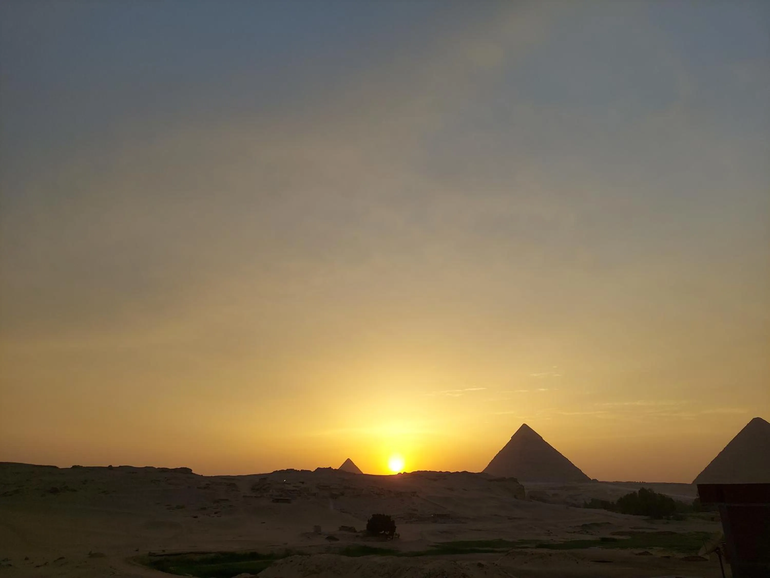 Toman Pyramids hotel