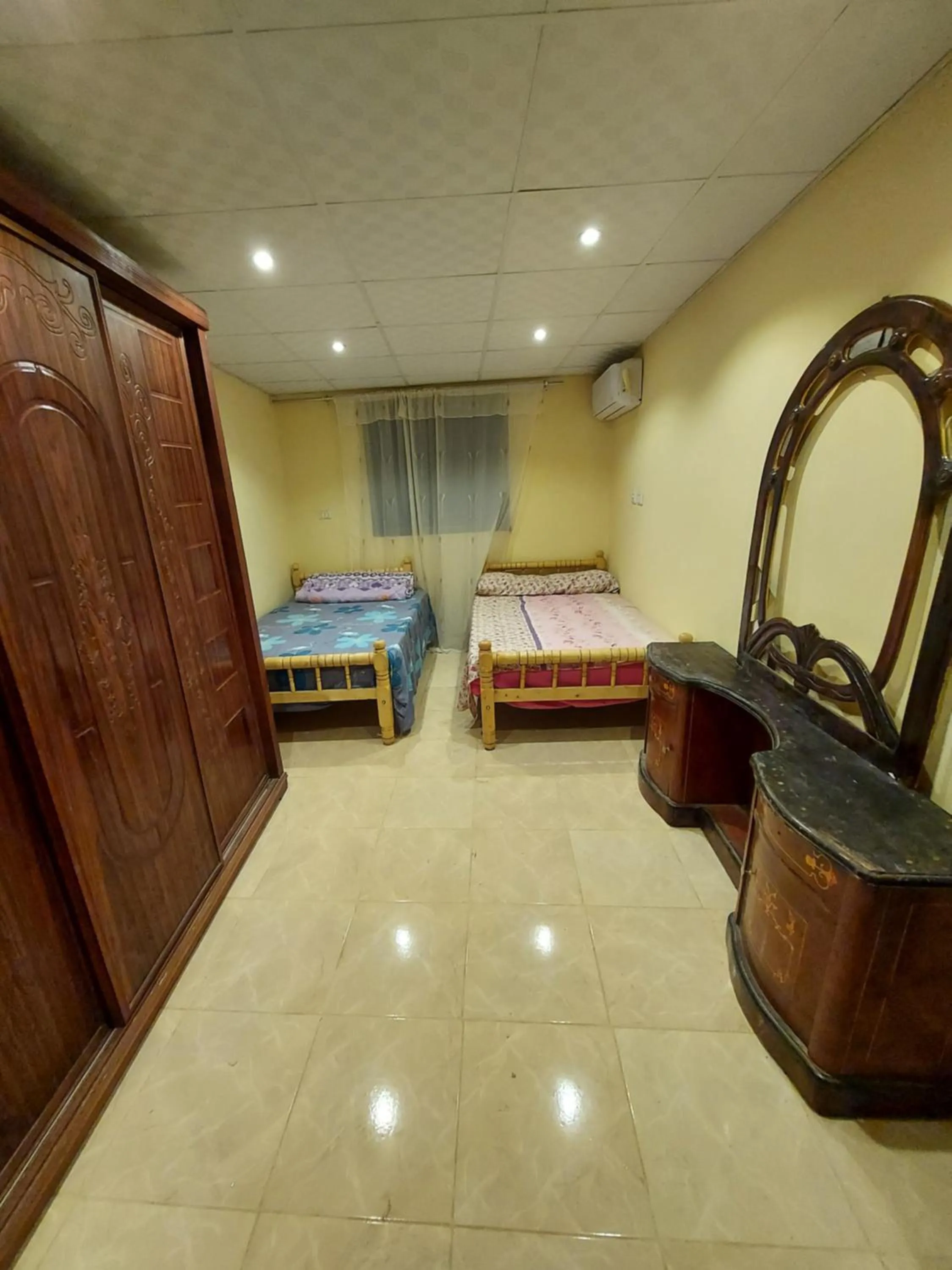 Bed in Toman Pyramids hotel