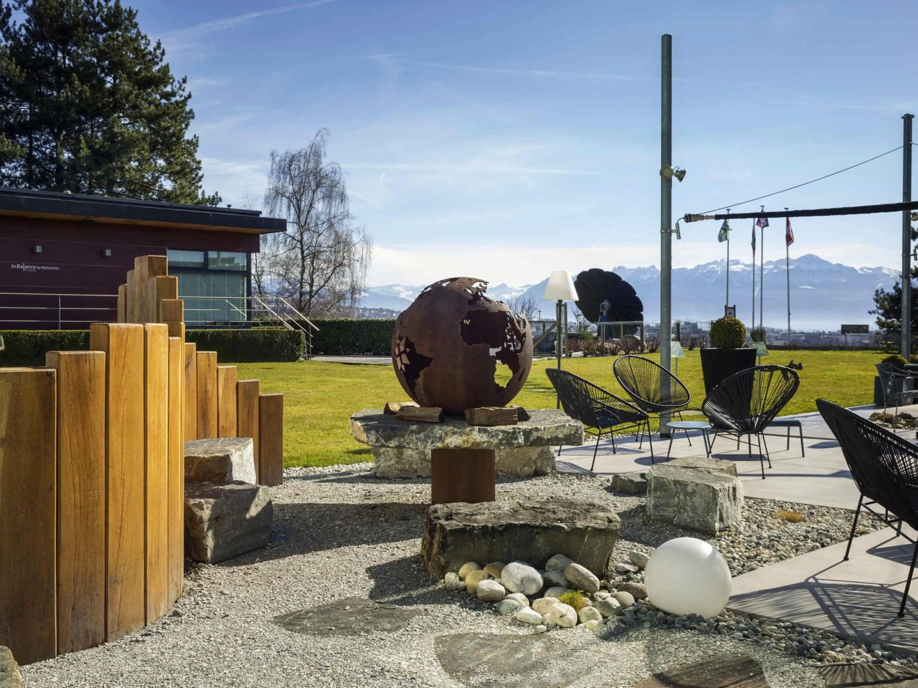 Restaurant/places to eat in Novotel Lausanne Bussigny