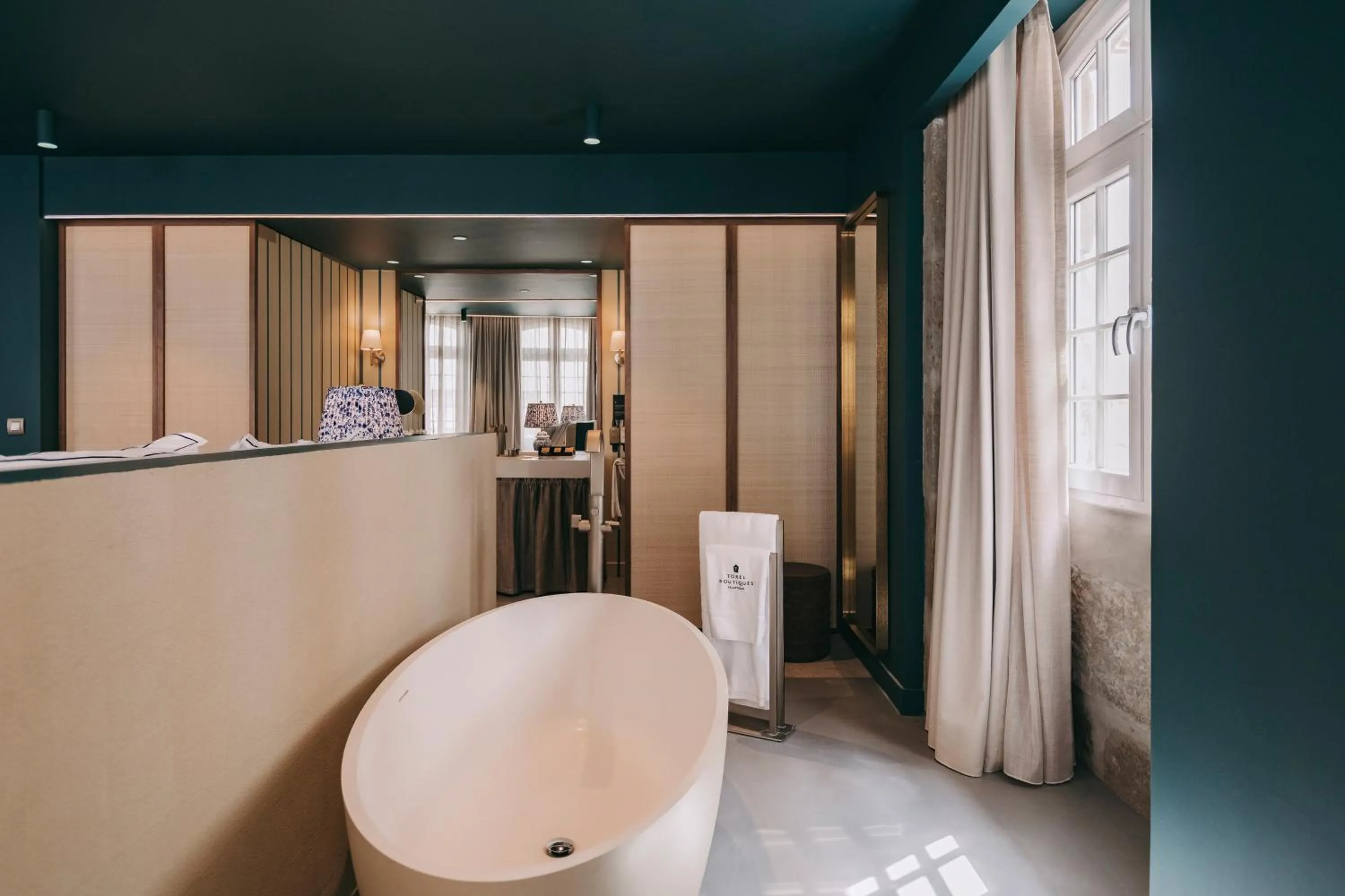 Bath in Torel Terra Brava