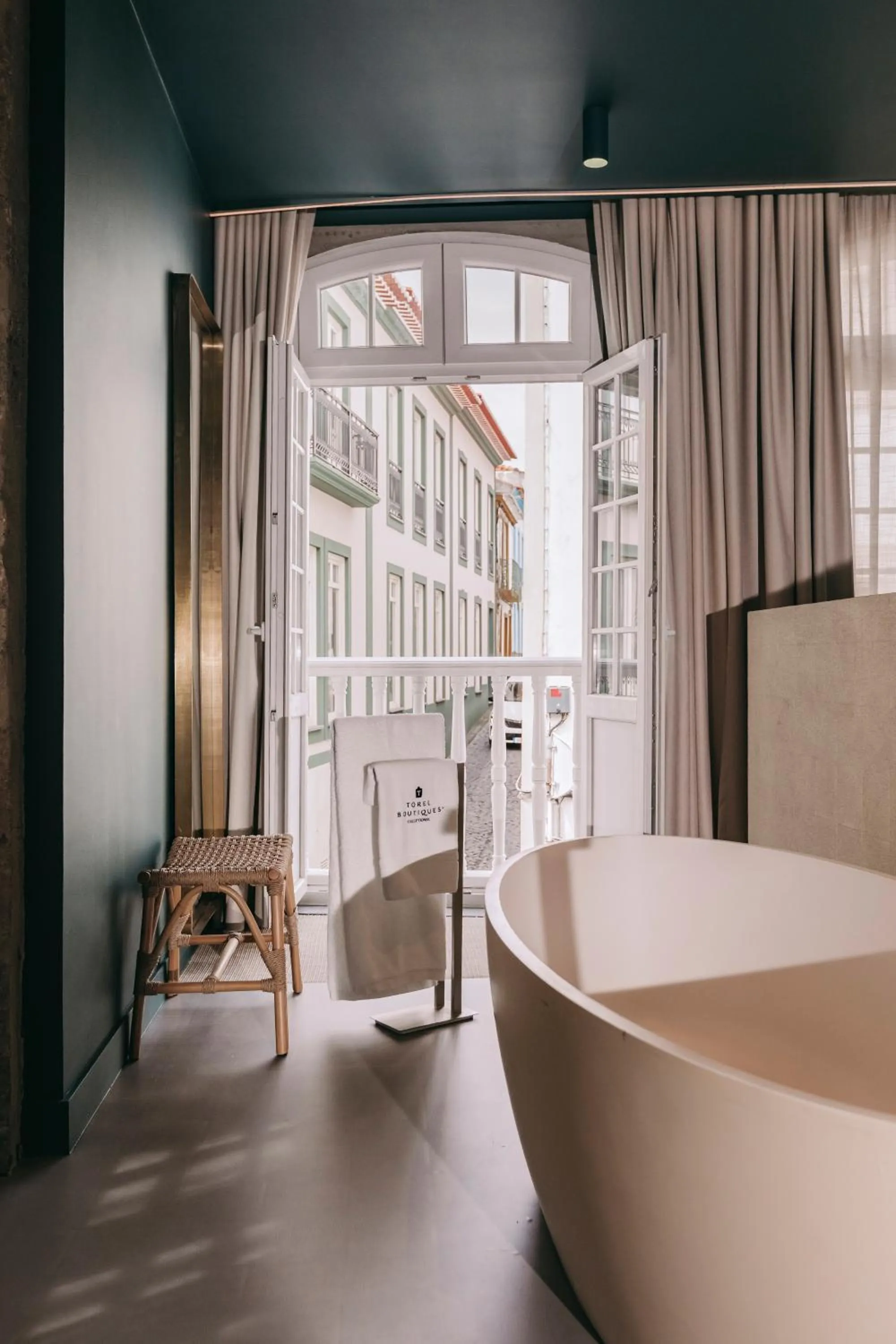 Bath in Torel Terra Brava