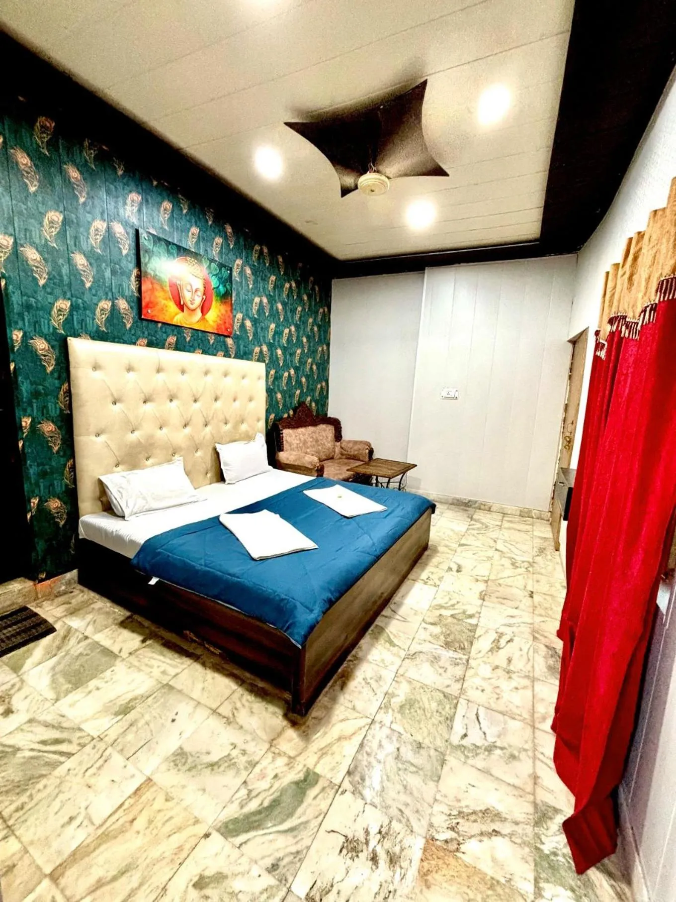 Deluxe Double or Twin Room in Saniya palace