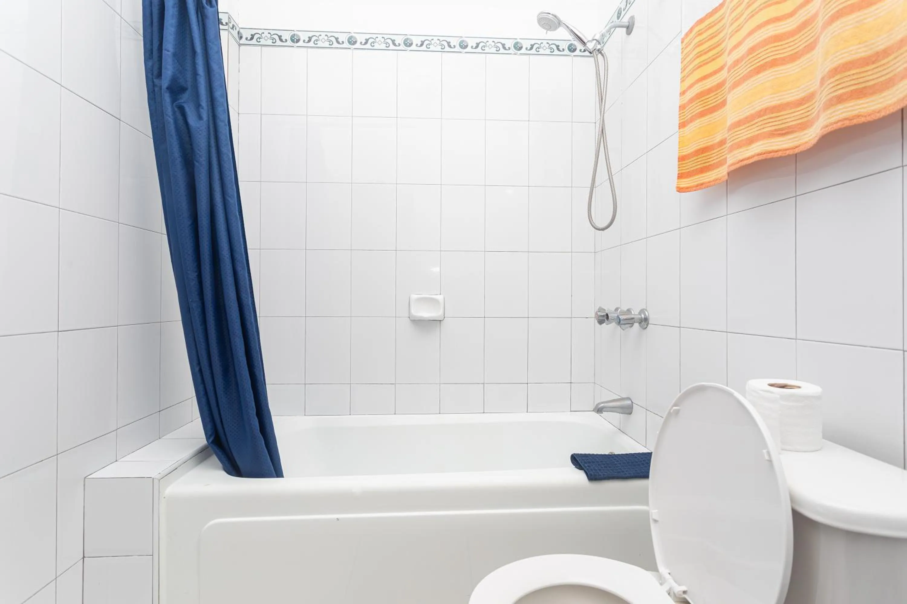 Bathroom in Caribic House