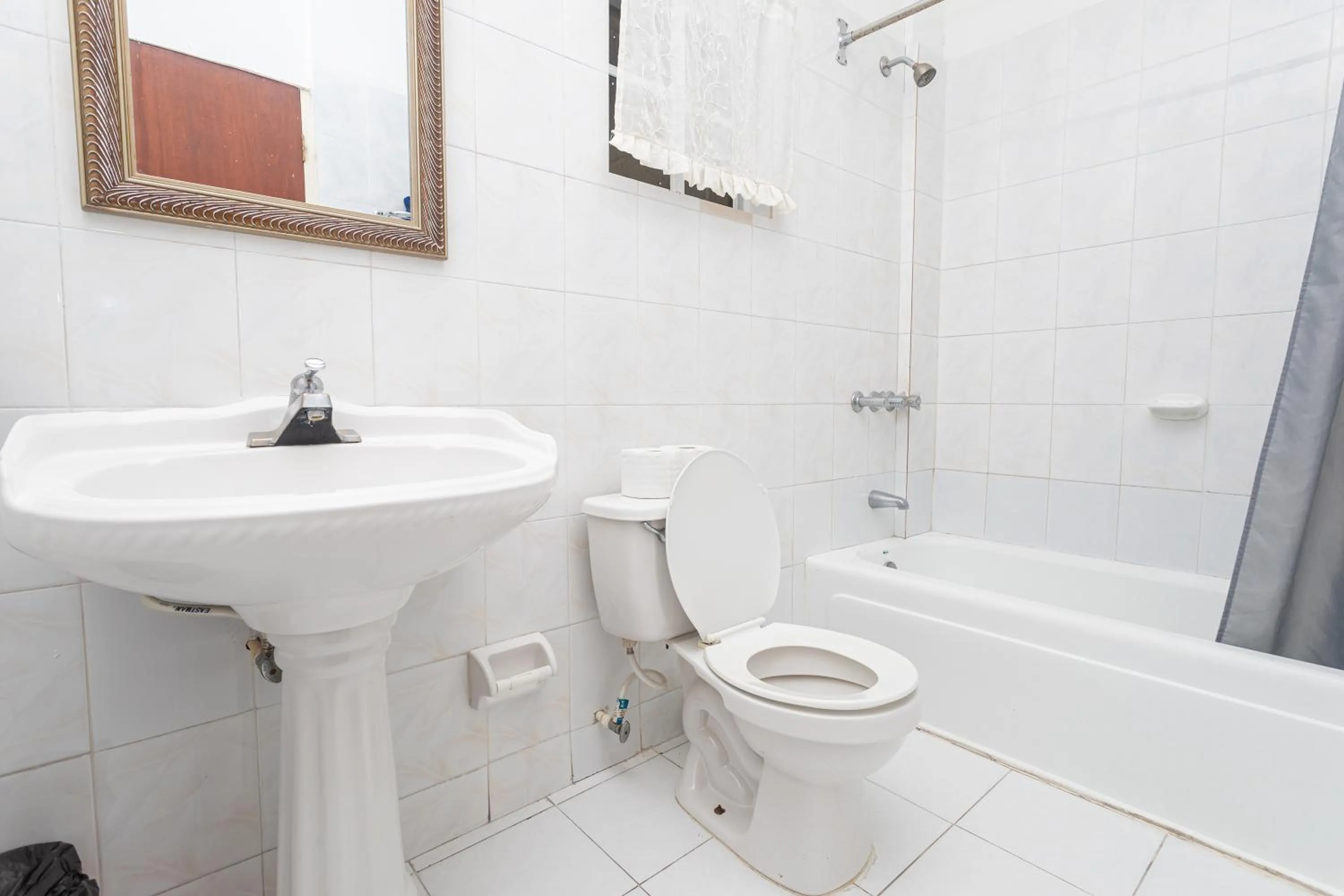 Bathroom in Caribic House