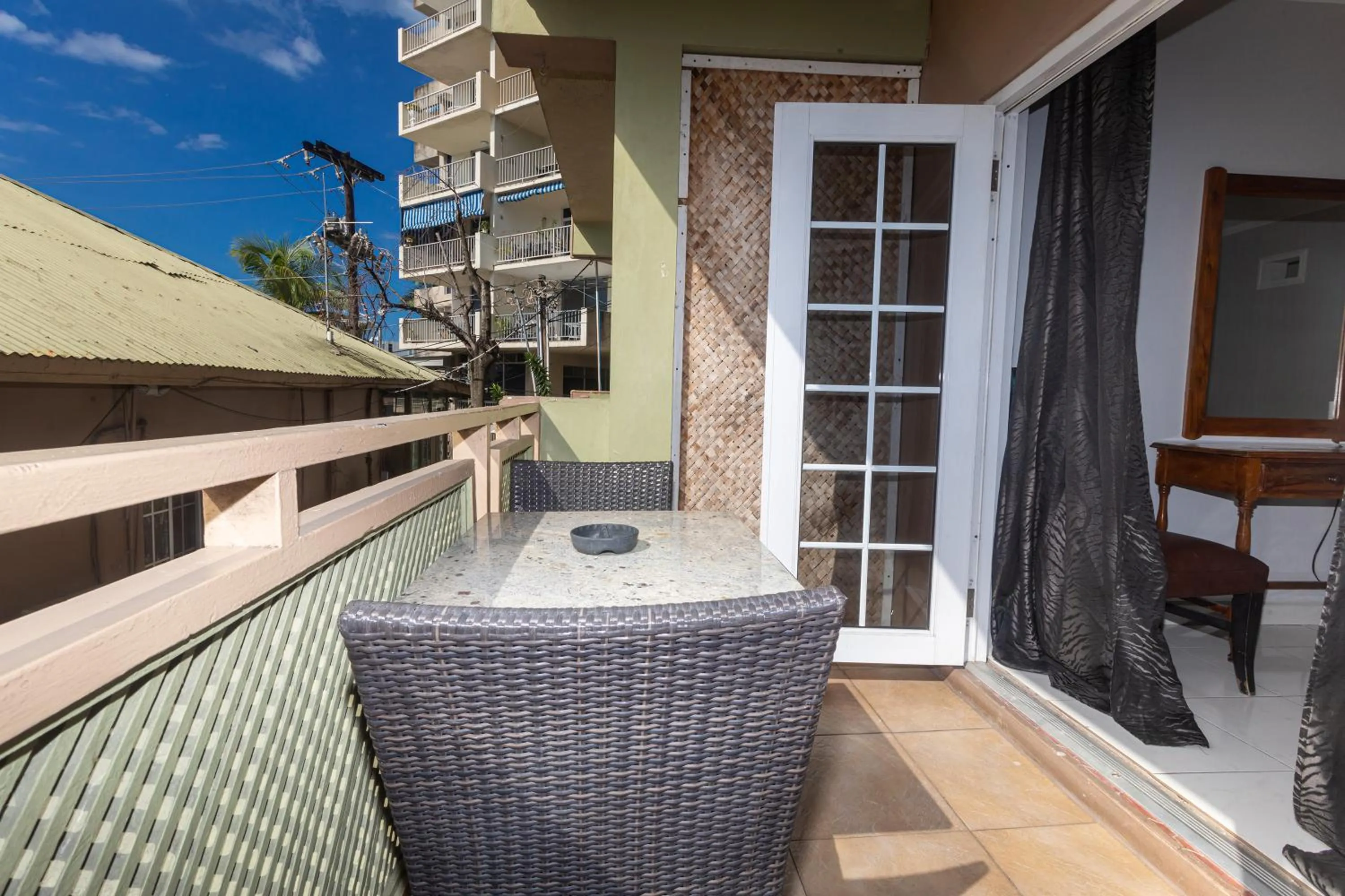 Patio in Caribic House