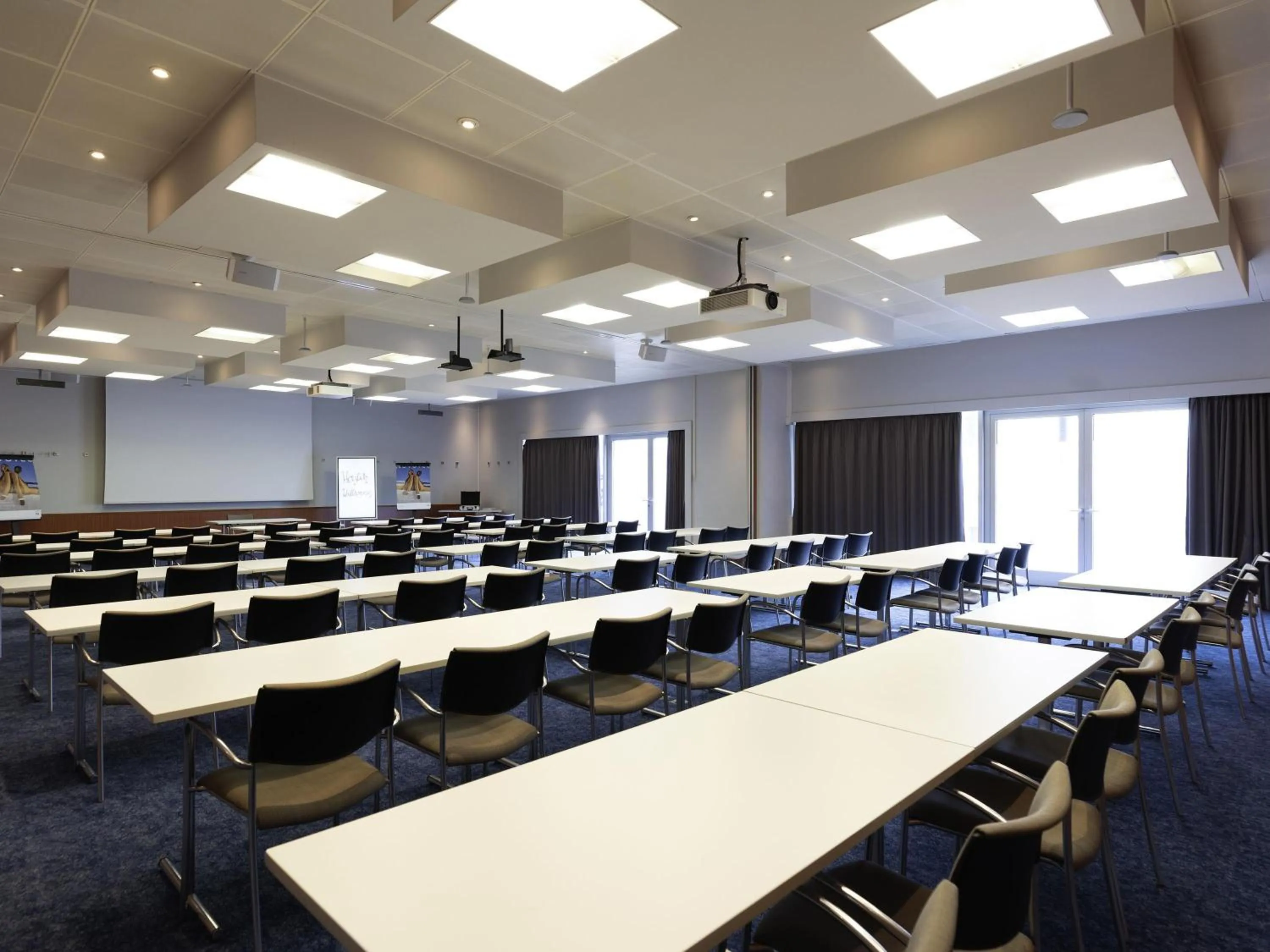 Meeting/conference room in Novotel Zurich City West