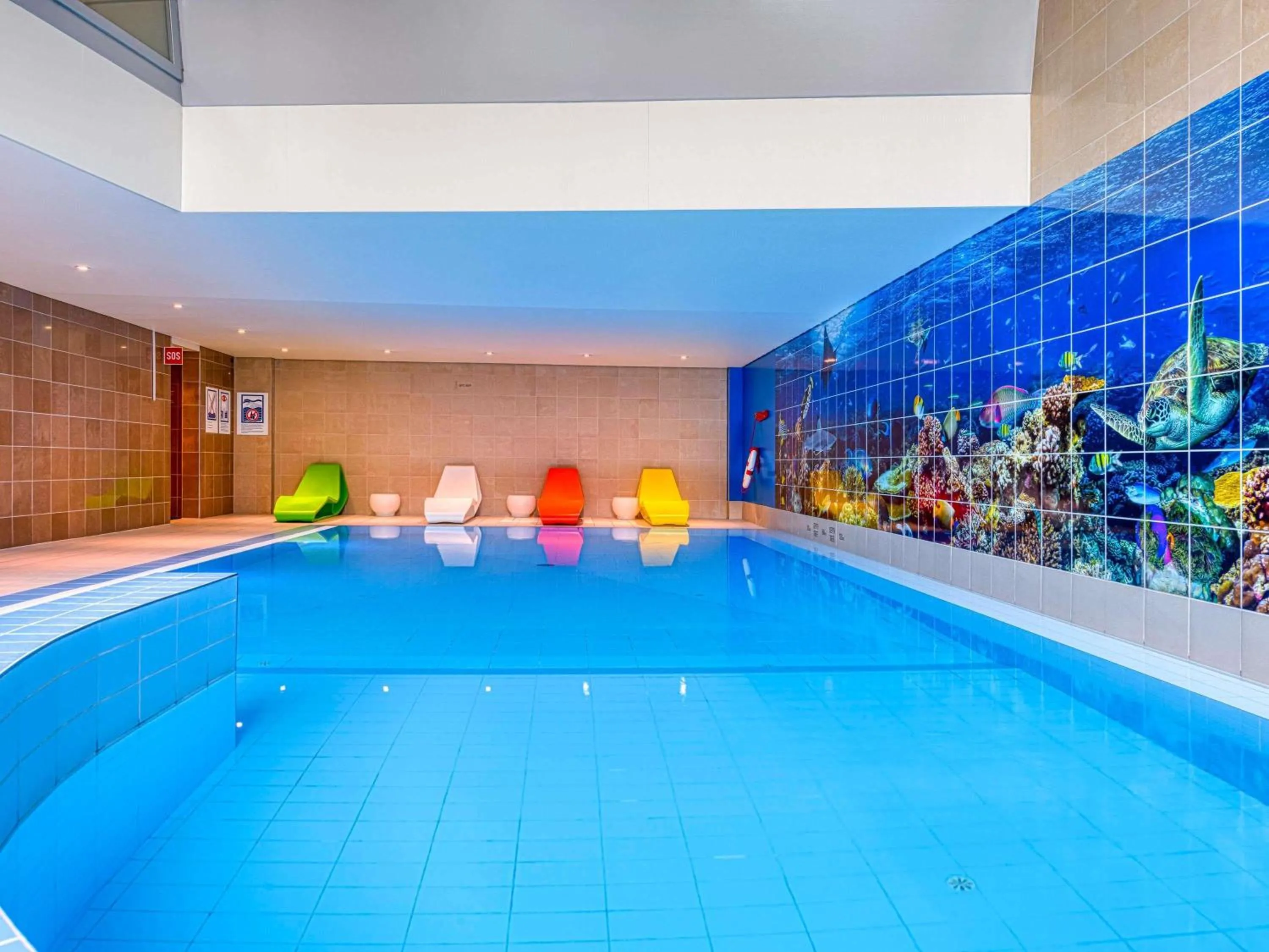 Pool view in Novotel Zurich City West