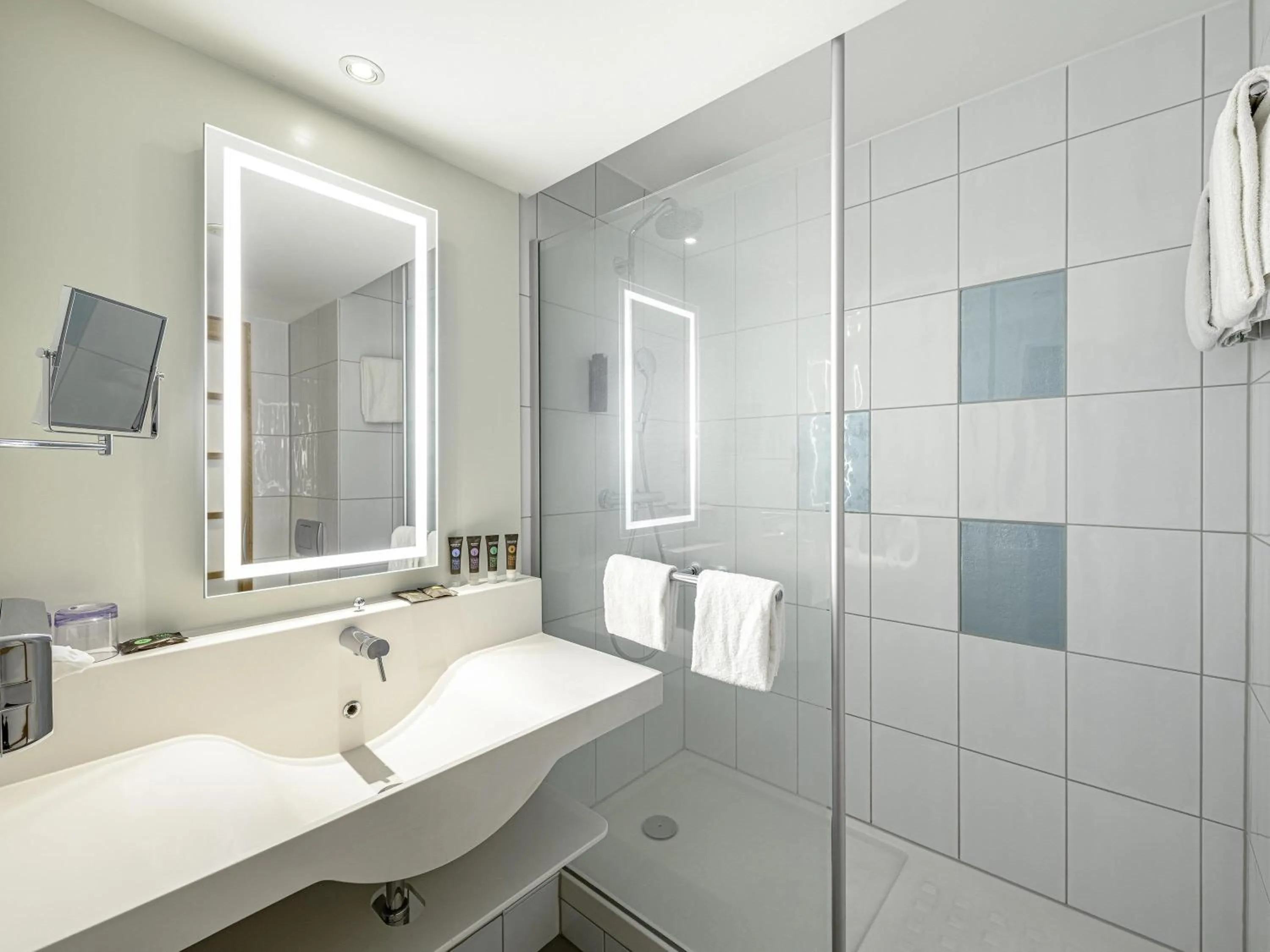 Bedroom in Novotel Zurich City West