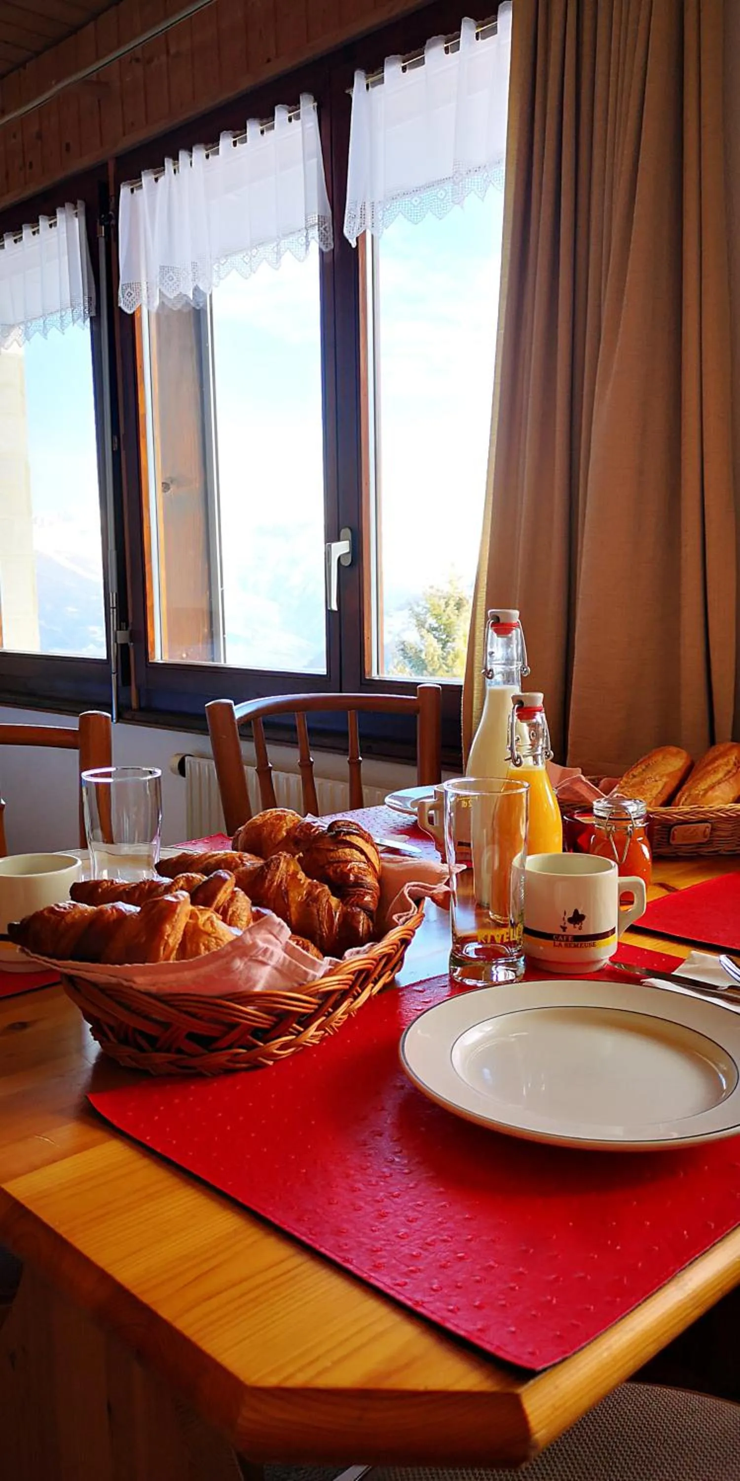 Breakfast in Auberge la Tzoumaz