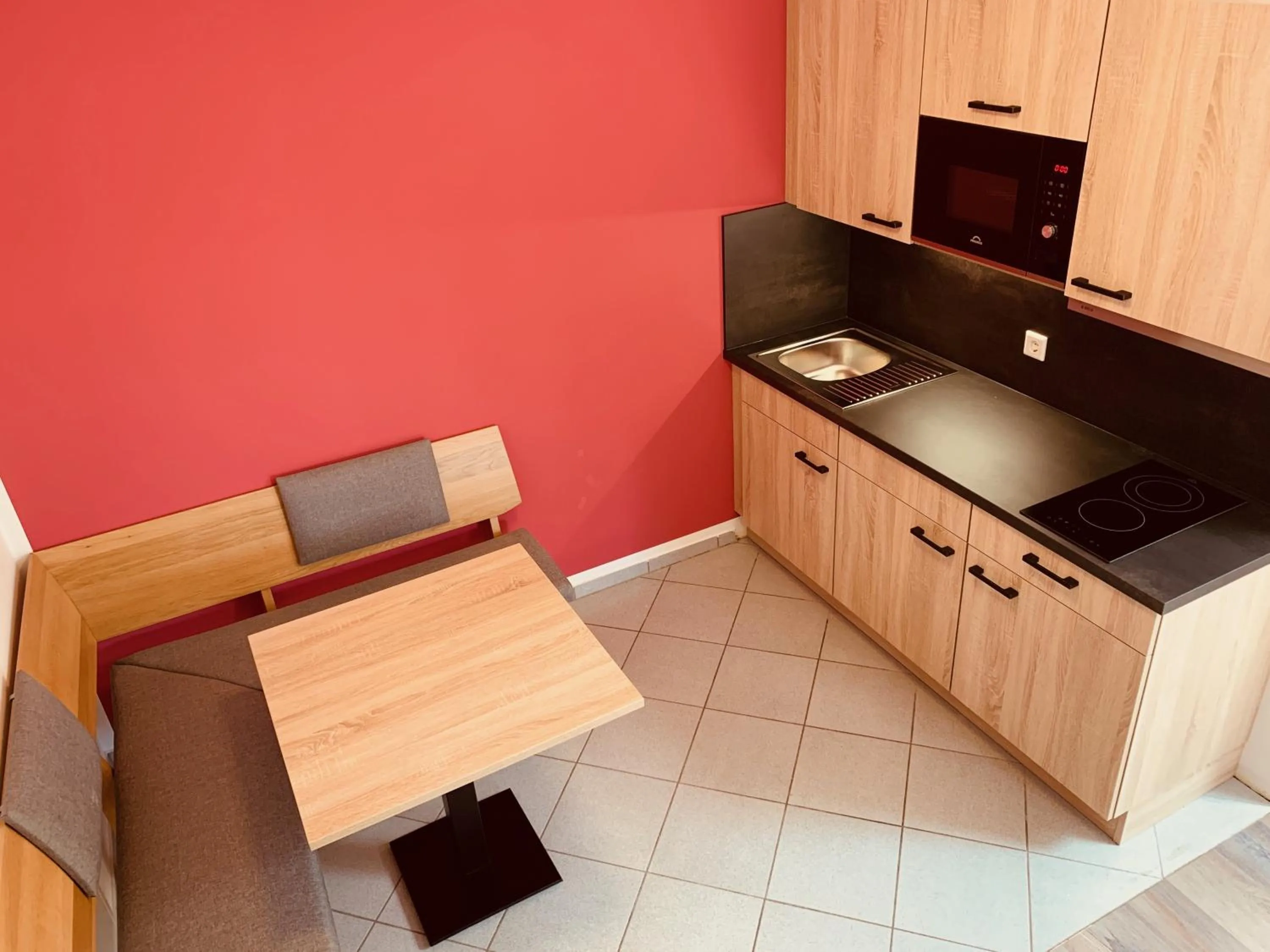Kitchen or kitchenette in Pension Lindenhof