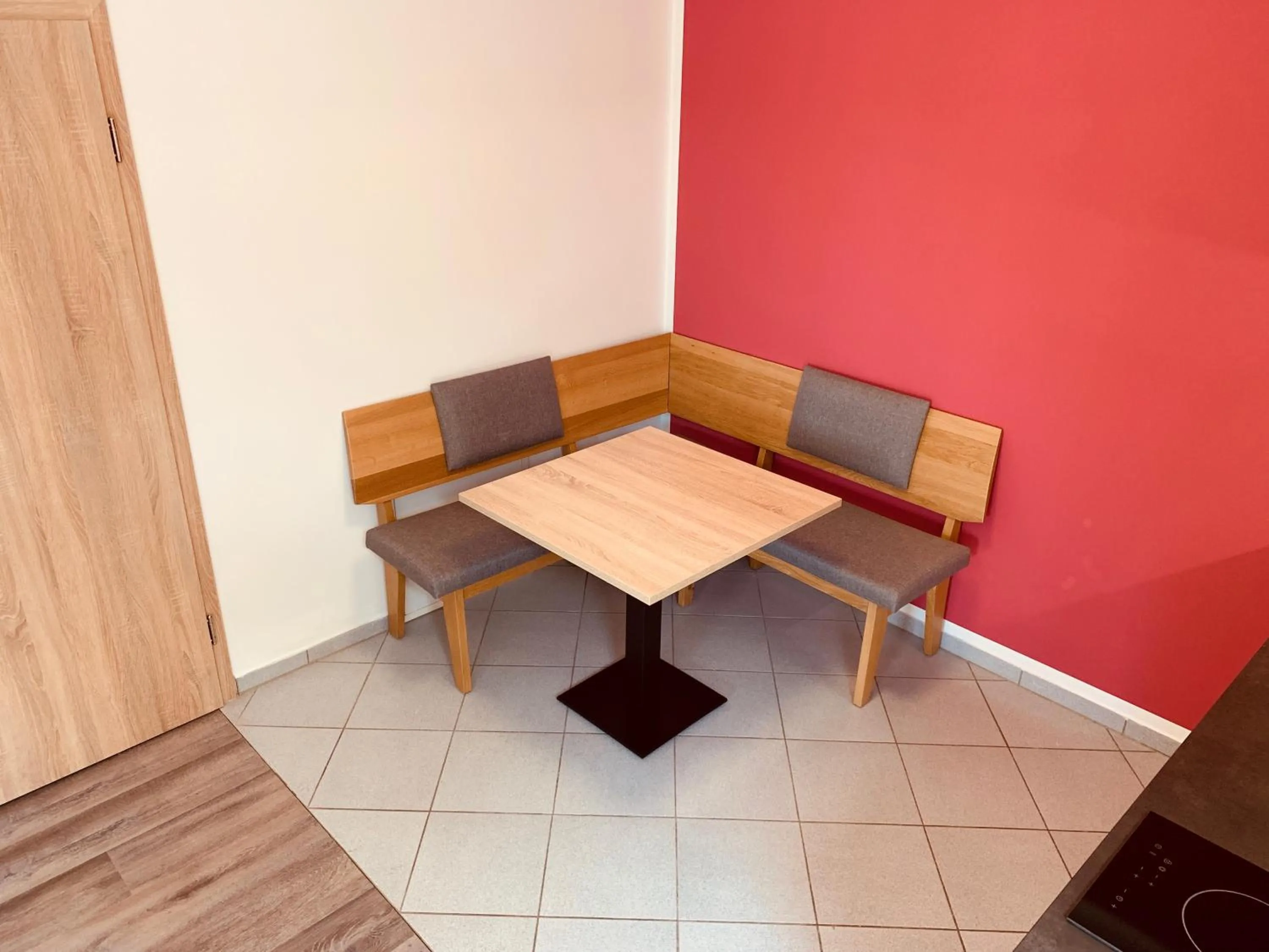 Dining area in Pension Lindenhof