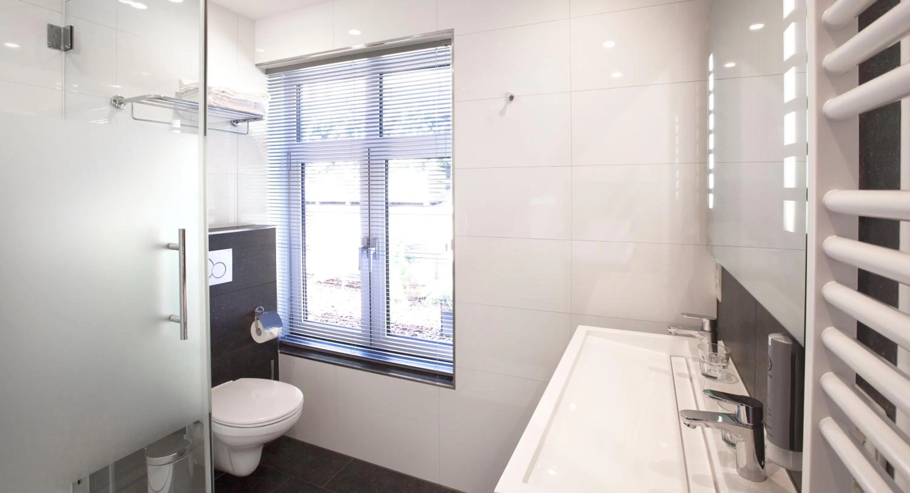 Bathroom in Hotel Restaurant De Ploeg