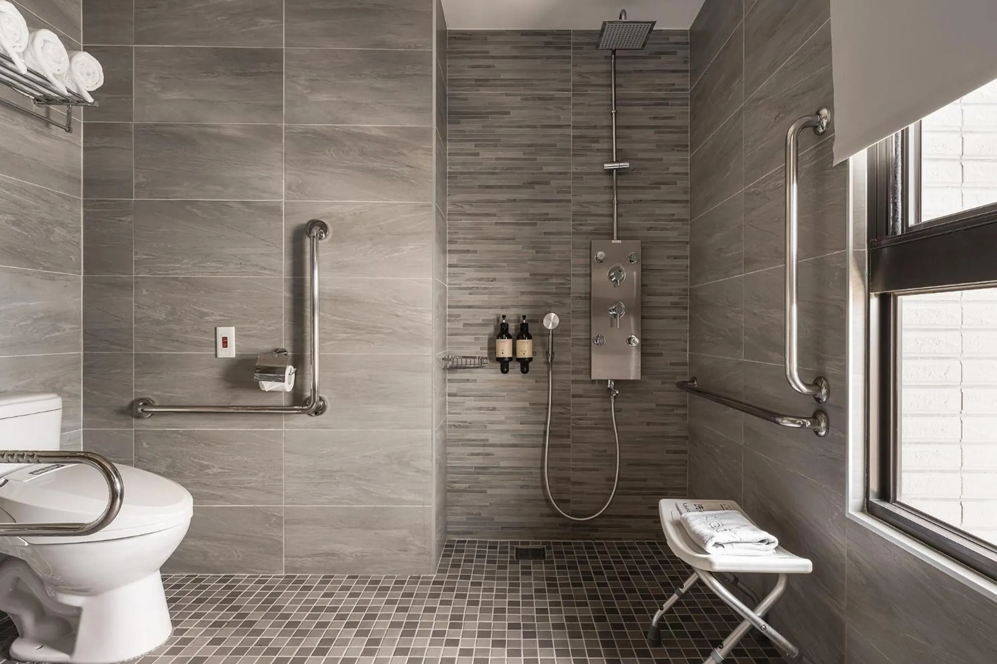 Facility for disabled guests in Hotel YAM LAGOM