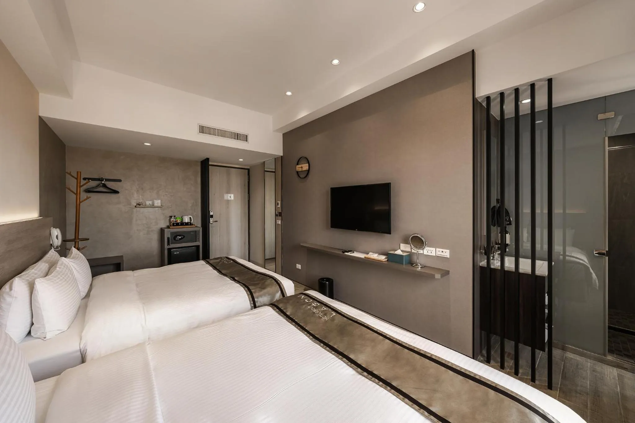 Photo of the whole room, Bed in Hotel YAM LAGOM