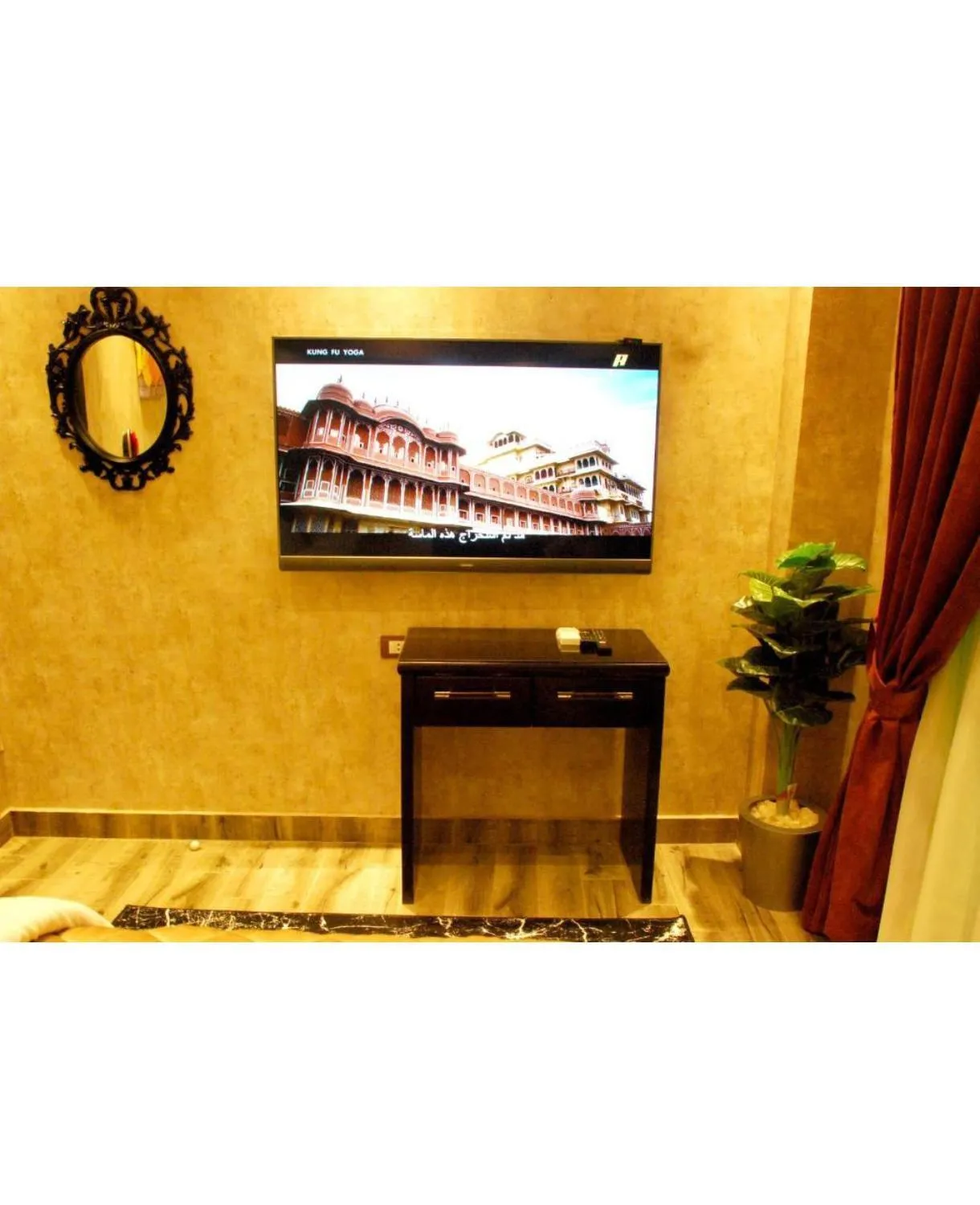 TV and multimedia in Pyramids Planet Hotel
